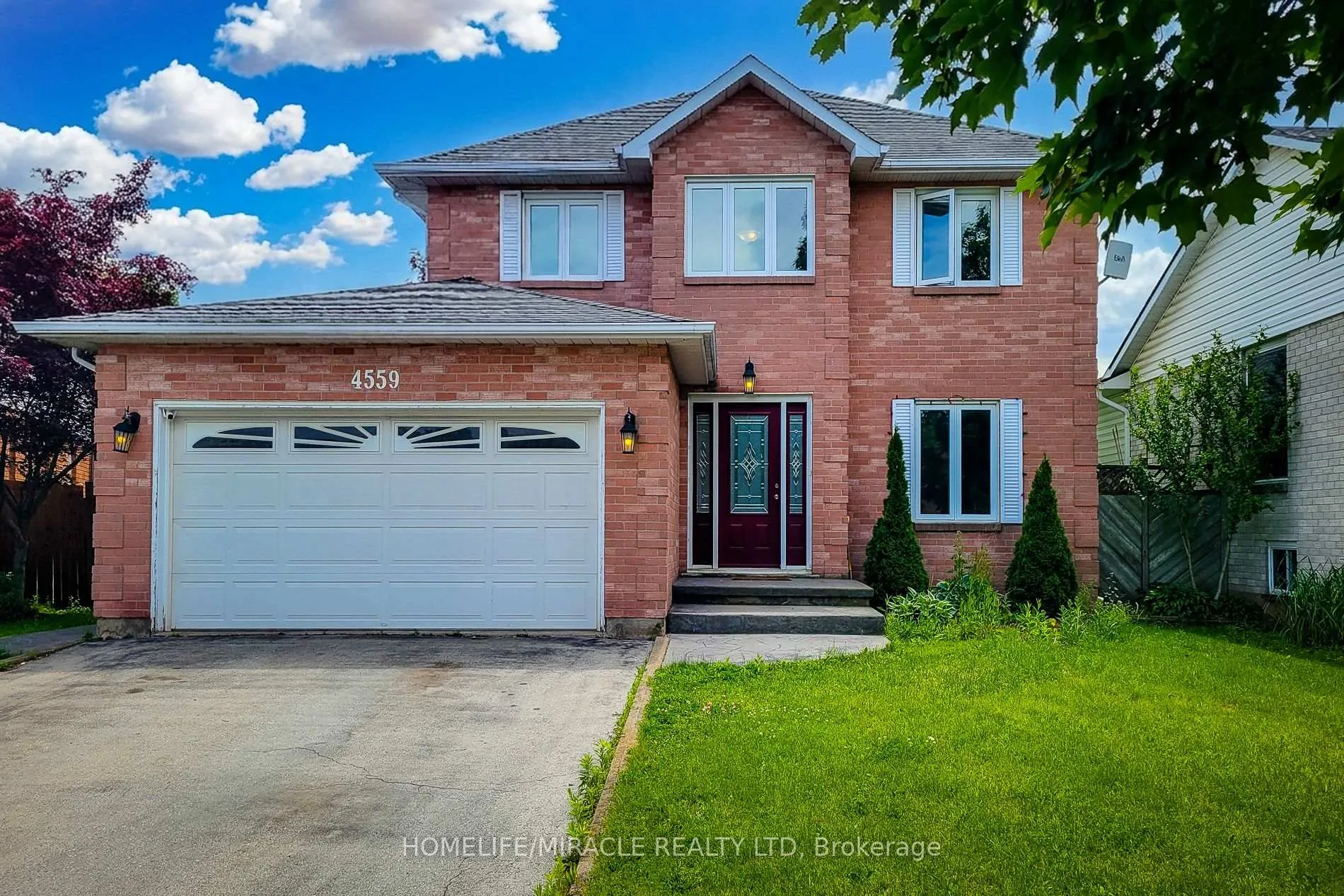 Front of 4559 St Volodymyr Court