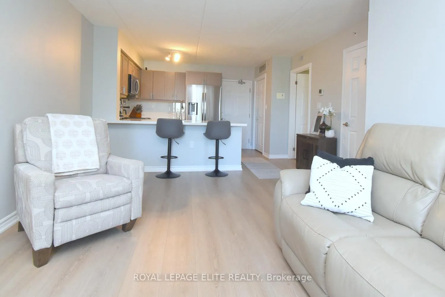 Photo 11 of Unit 303, 1380 Main Street E, Milton, Dempsey — HOMEH