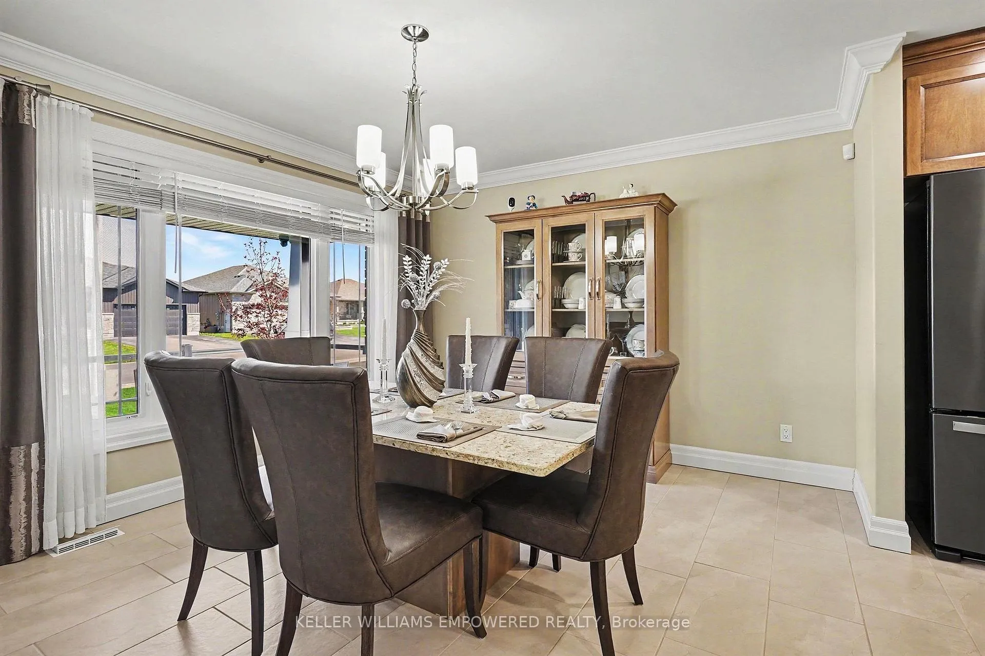 Photo 5 of 7 Gavin Crescent, Quinte West, Murray Ward — HOMEH