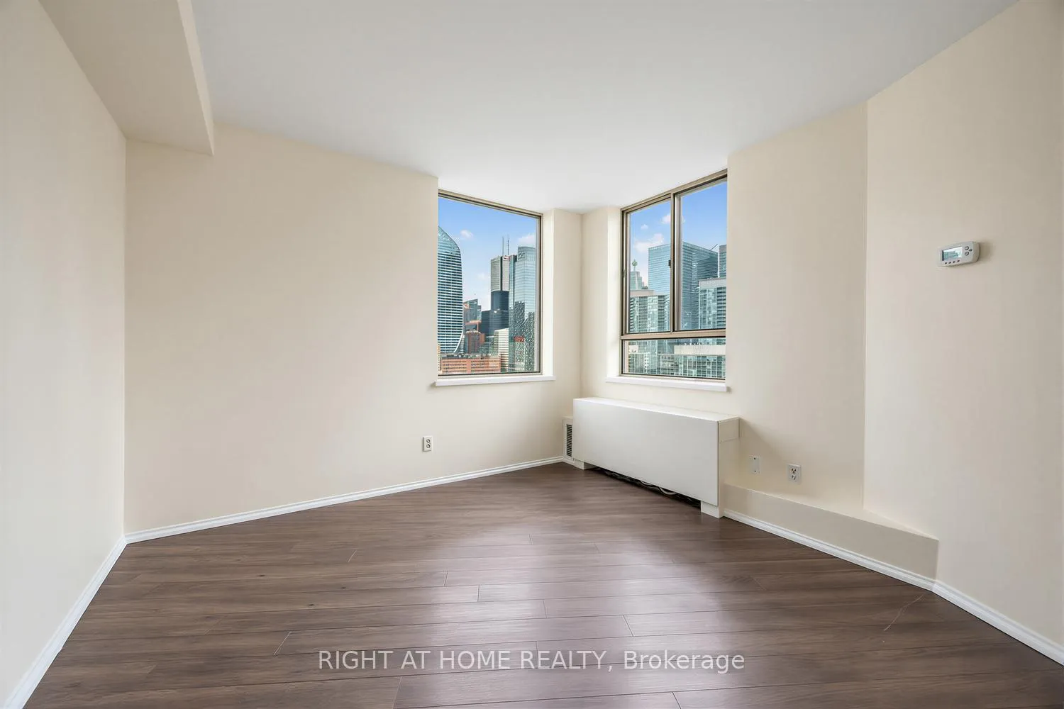 Photo 25 of Unit 1906, 260 Queens Quay W, Toronto, Waterfront Communities — HOMEH