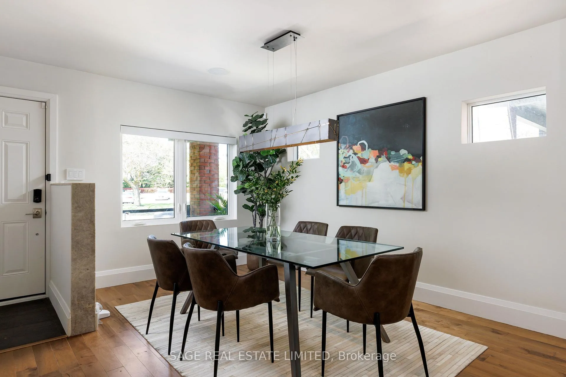 Photo 6 of 979 Broadview Avenue, Toronto, Broadview North — HOMEH