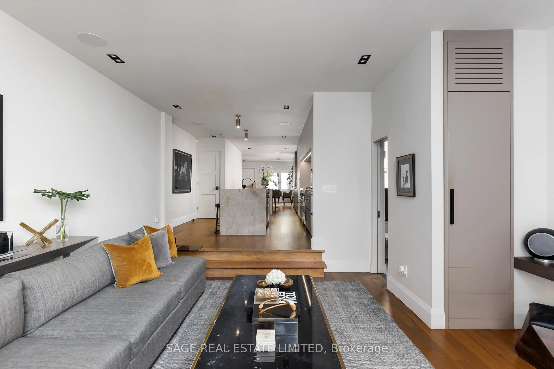 Photo 26 of 979 Broadview Avenue, Toronto, Broadview North — HOMEH