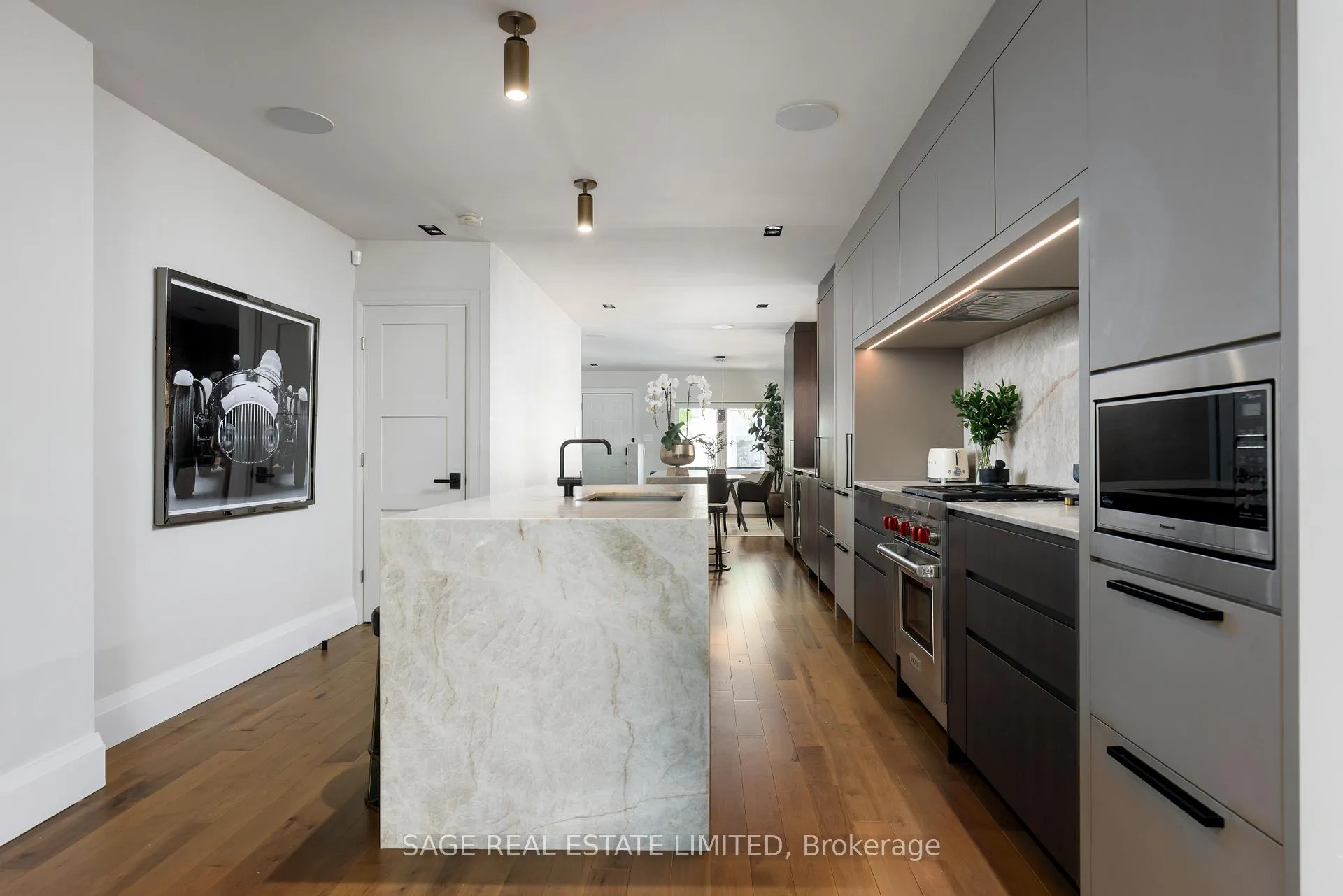 Photo 27 of 979 Broadview Avenue, Toronto, Broadview North — HOMEH