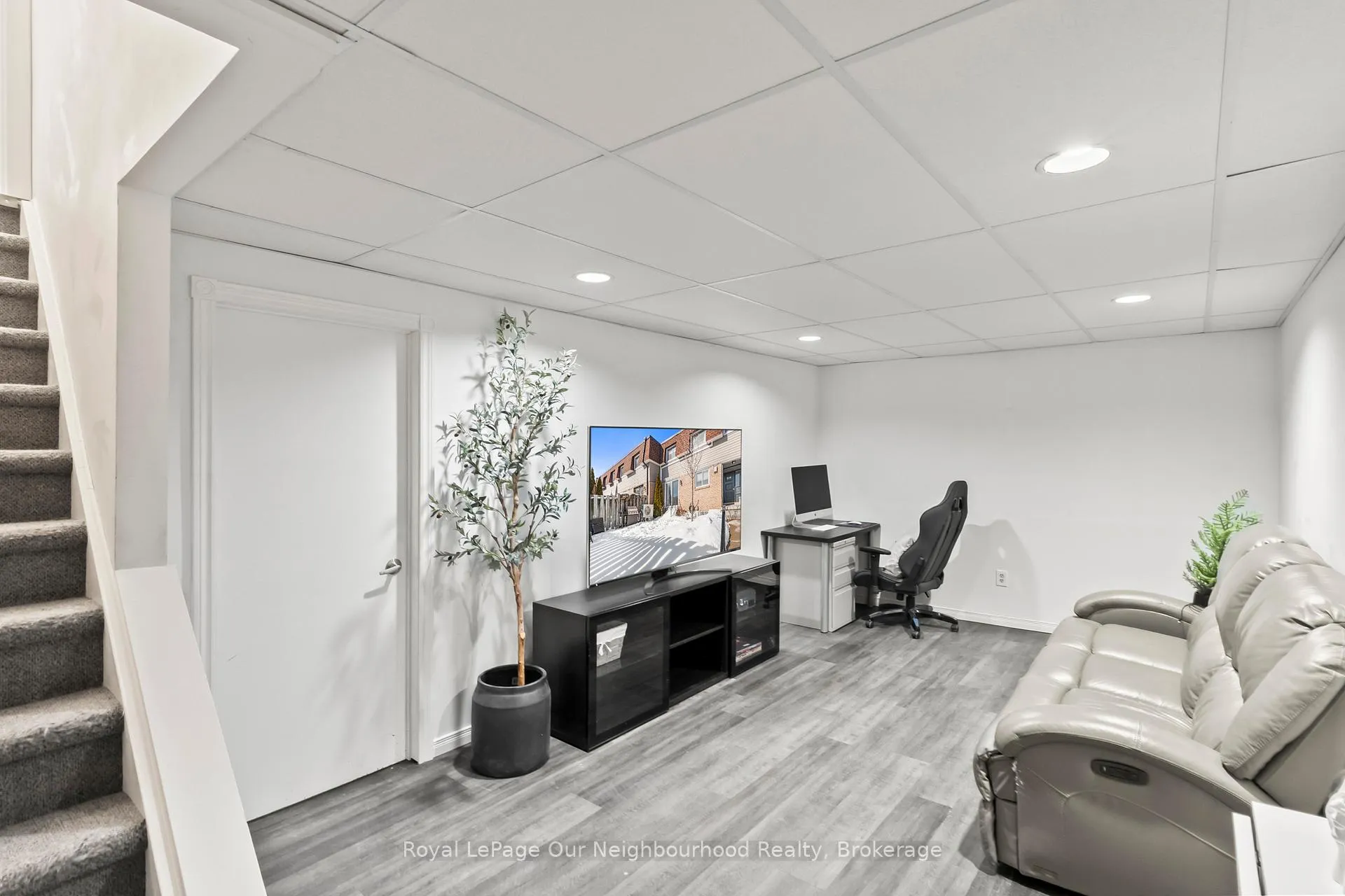 Photo 13 of Unit 18, 494 Elgin Street W, Cobourg — HOMEH