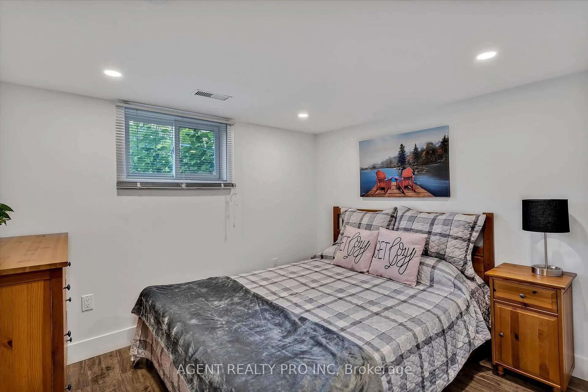 Photo 30 of 21 Oriole Road, Kawartha Lakes, Fenelon Falls — HOMEH