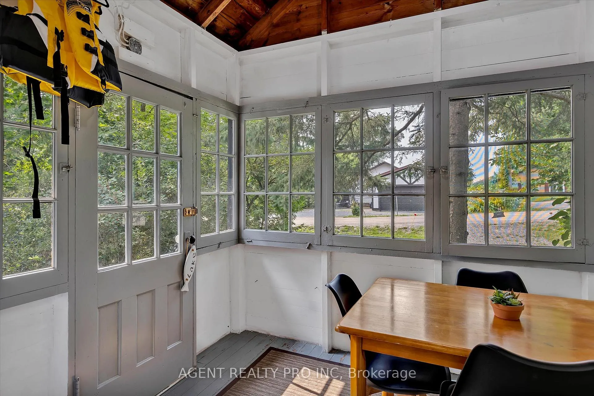 Photo 43 of 21 Oriole Road, Kawartha Lakes, Fenelon Falls — HOMEH