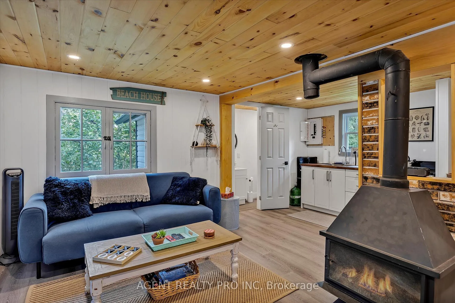 Photo 45 of 21 Oriole Road, Kawartha Lakes, Fenelon Falls — HOMEH