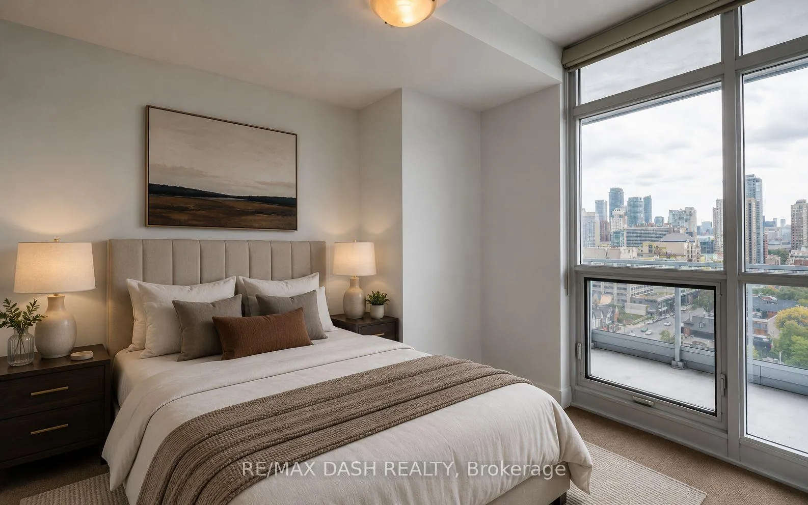 Photo 2 of Unit 1404, 170 Avenue Road, Toronto, The Annex — HOMEH