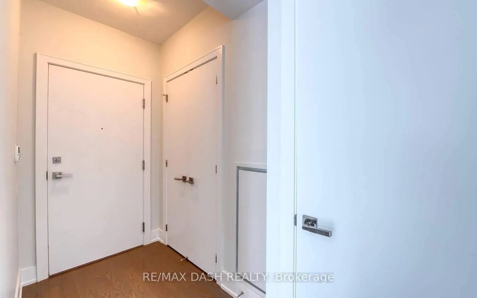 Photo 10 of Unit 1404, 170 Avenue Road, Toronto, The Annex — HOMEH
