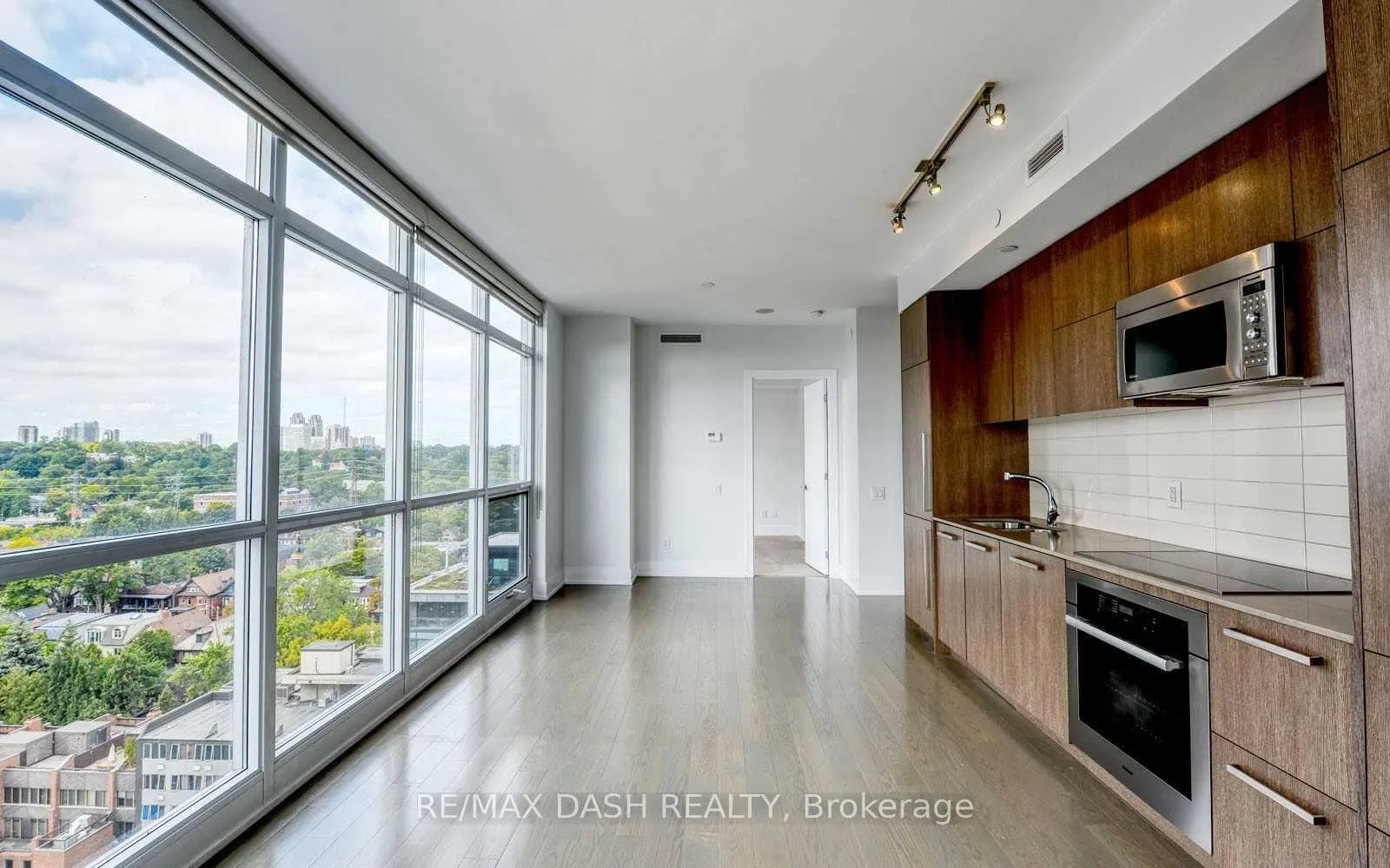 Photo 18 of Unit 1404, 170 Avenue Road, Toronto, The Annex — HOMEH