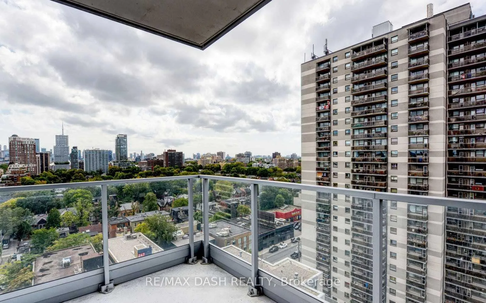 Photo 22 of Unit 1404, 170 Avenue Road, Toronto, The Annex — HOMEH