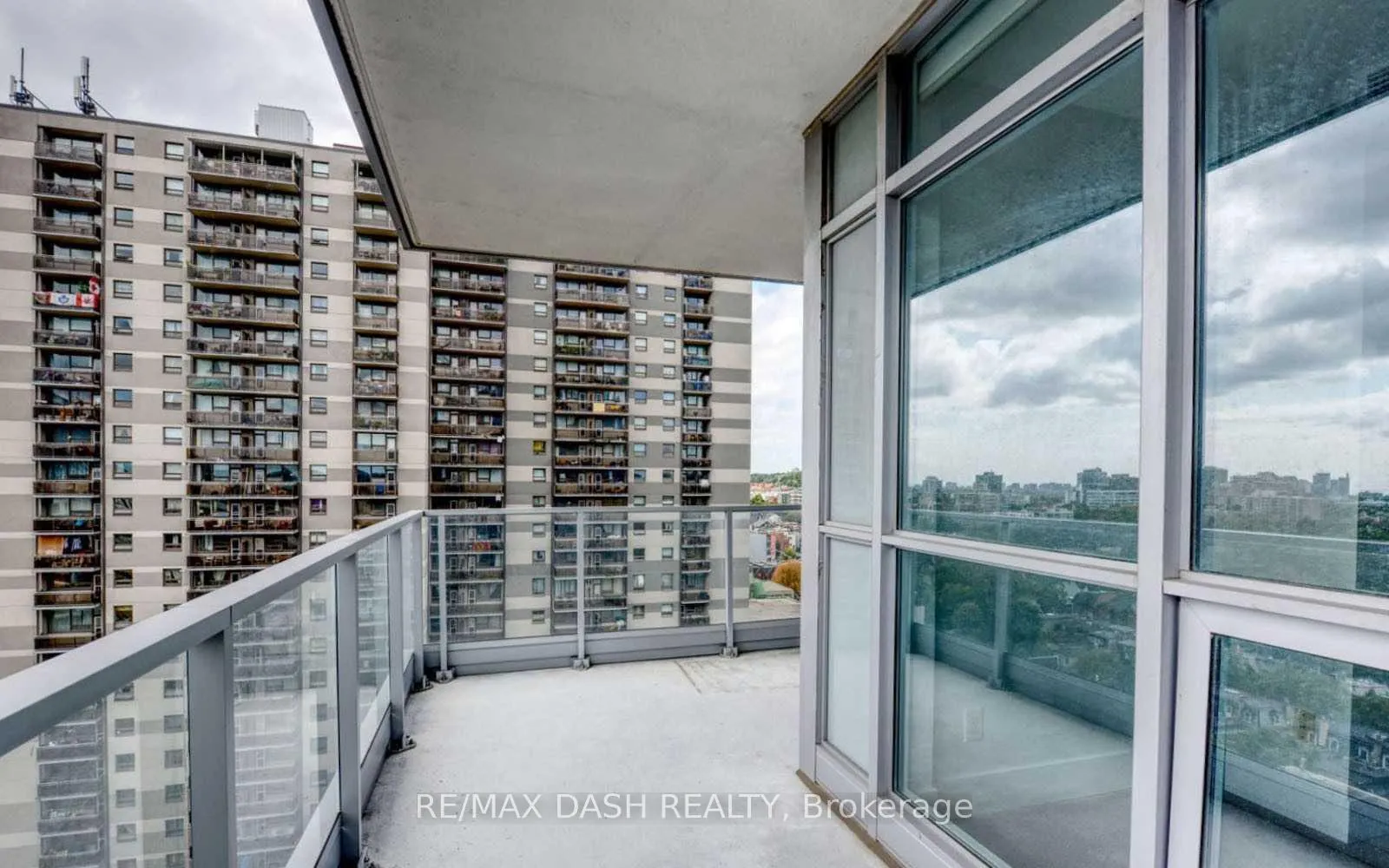 Photo 24 of Unit 1404, 170 Avenue Road, Toronto, The Annex — HOMEH
