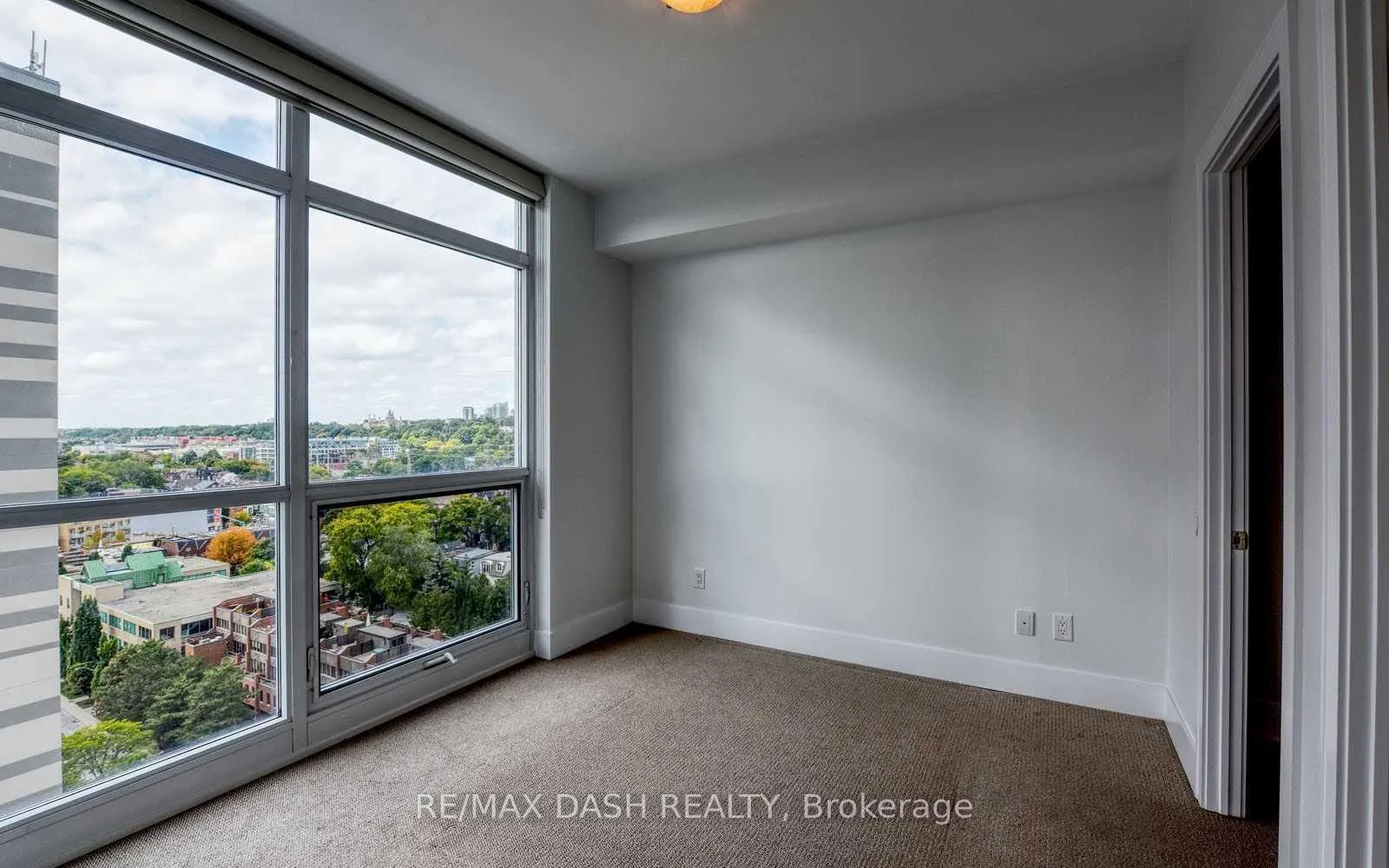 Photo 26 of Unit 1404, 170 Avenue Road, Toronto, The Annex — HOMEH