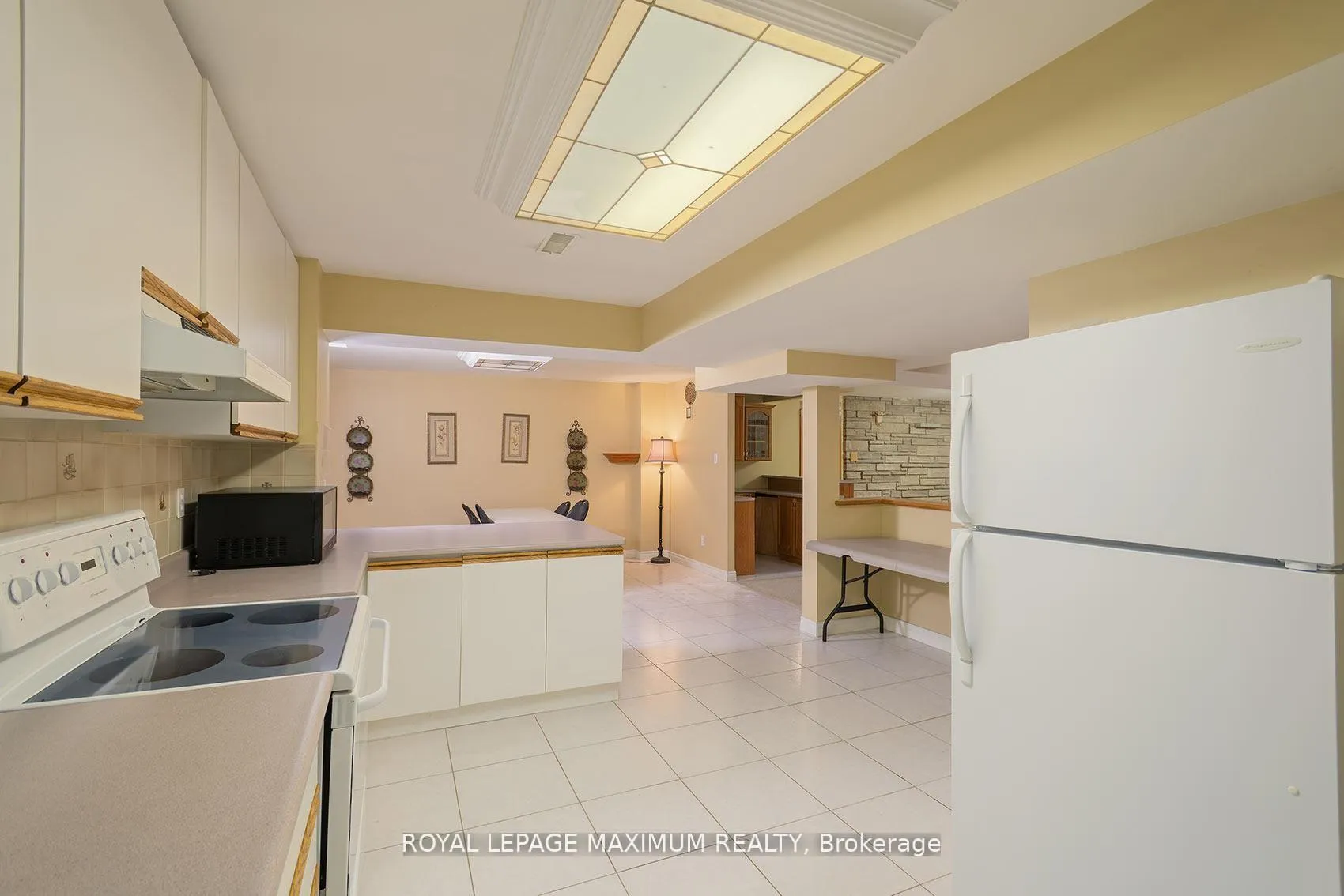 Photo 35 of 14 Mustang Road, Vaughan, Maple — HOMEH