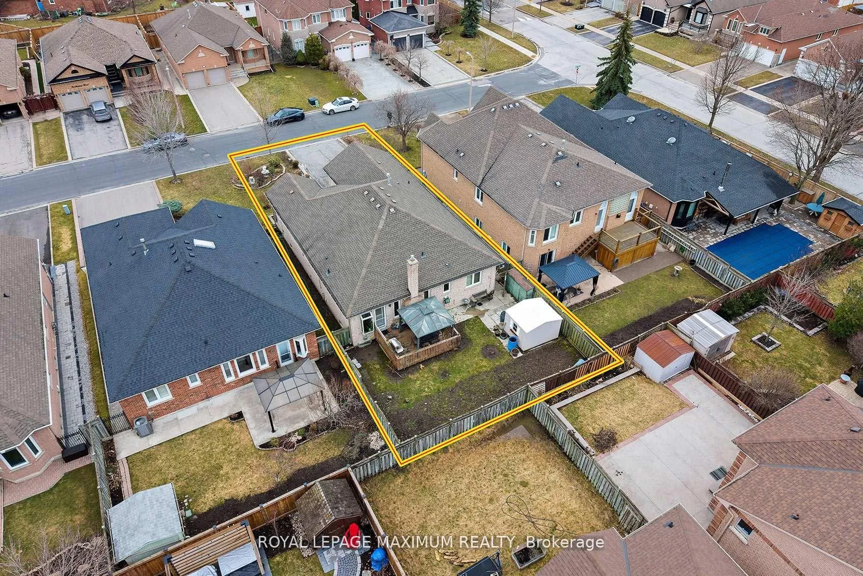 Photo 40 of 14 Mustang Road, Vaughan, Maple — HOMEH