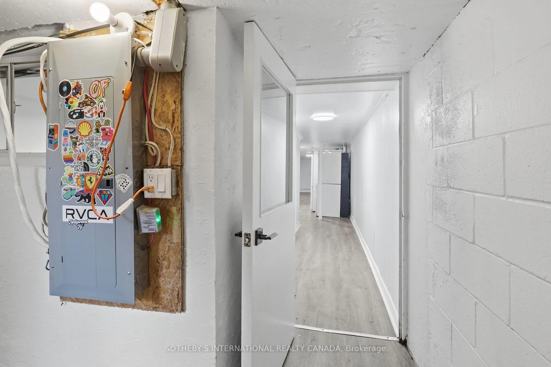 Photo 4 of Unit Bsmt, 284 Euclid Avenue, Toronto, Trinity-Bellwoods — HOMEH