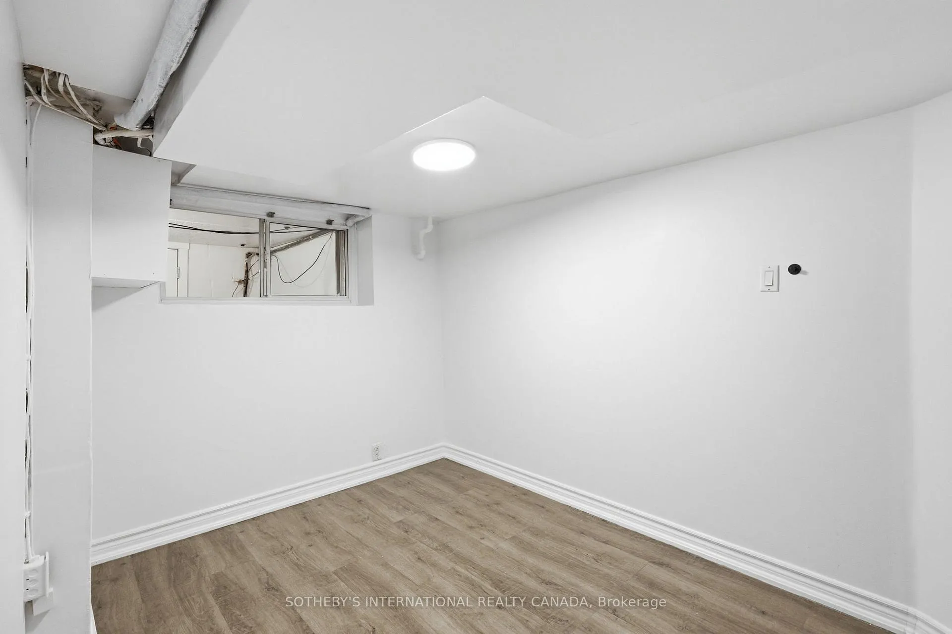 Photo 6 of Unit Bsmt, 284 Euclid Avenue, Toronto, Trinity-Bellwoods — HOMEH