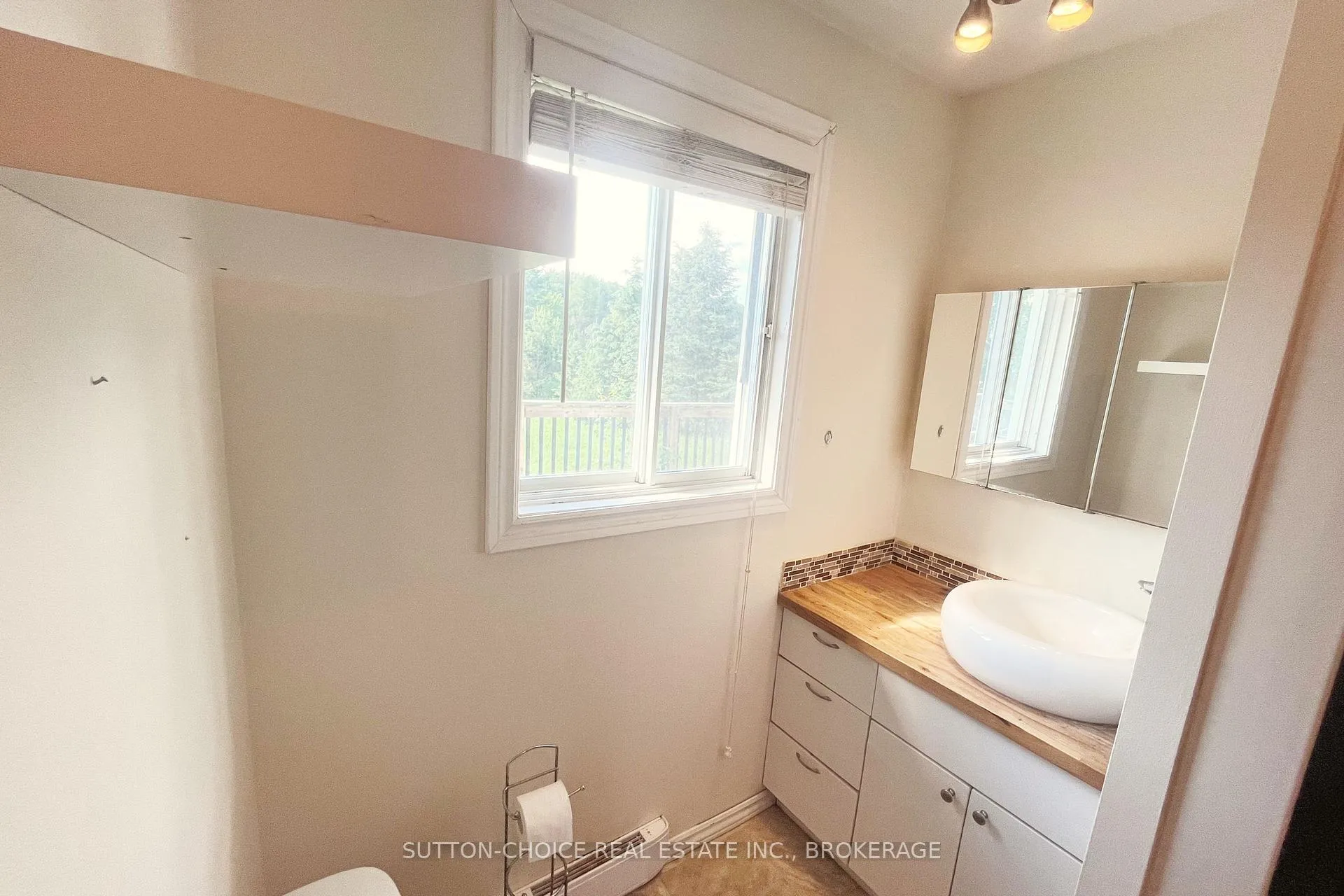 Photo 14 of 606 Highway 94, East Ferris, Corbeil — HOMEH