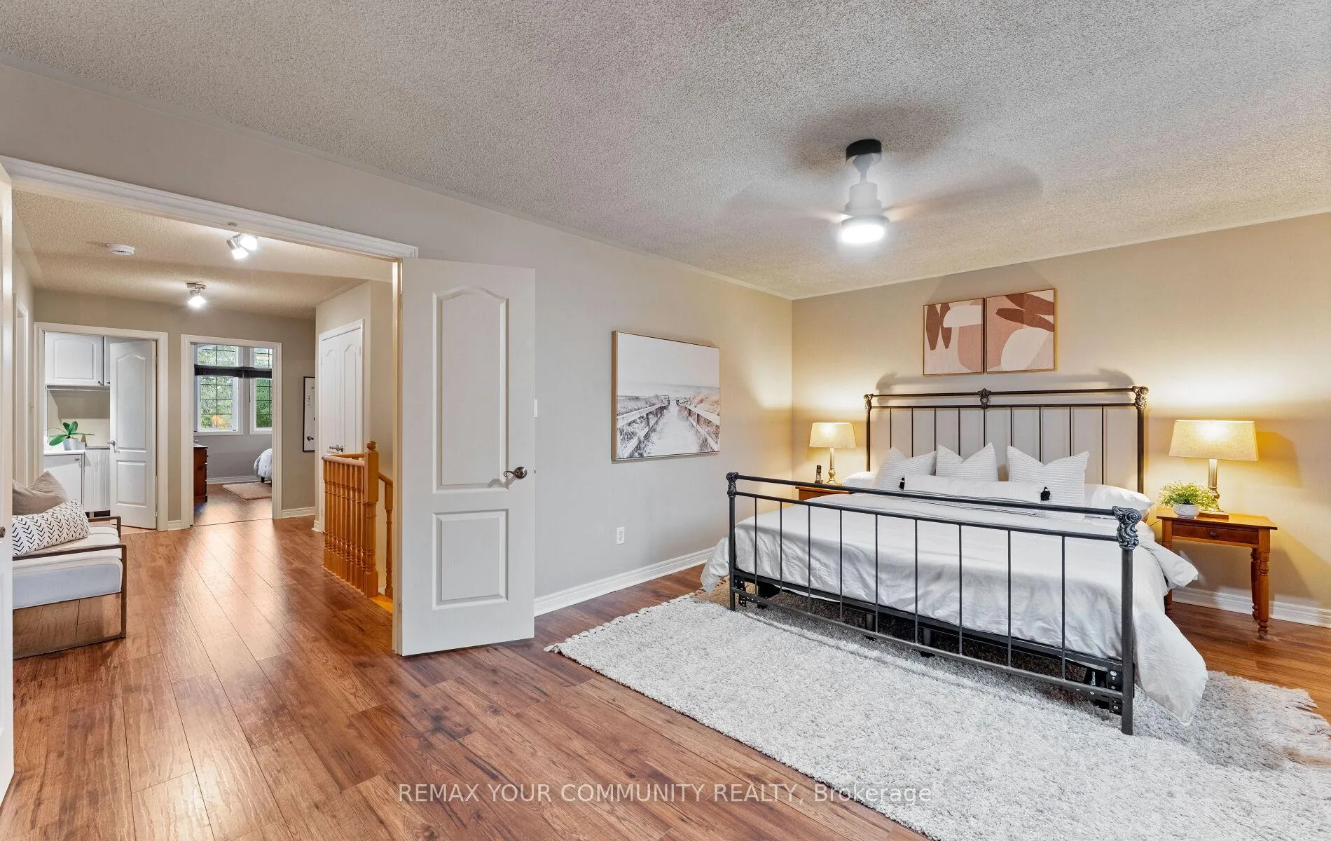 Photo 21 of 39 Raintree Crescent, Richmond Hill, Oak Ridges — HOMEH