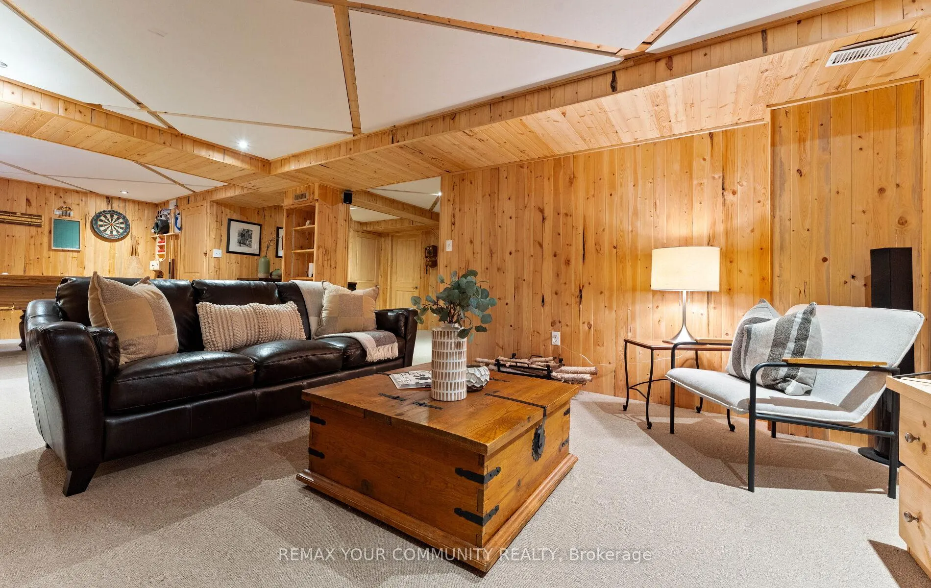 Photo 32 of 39 Raintree Crescent, Richmond Hill, Oak Ridges — HOMEH