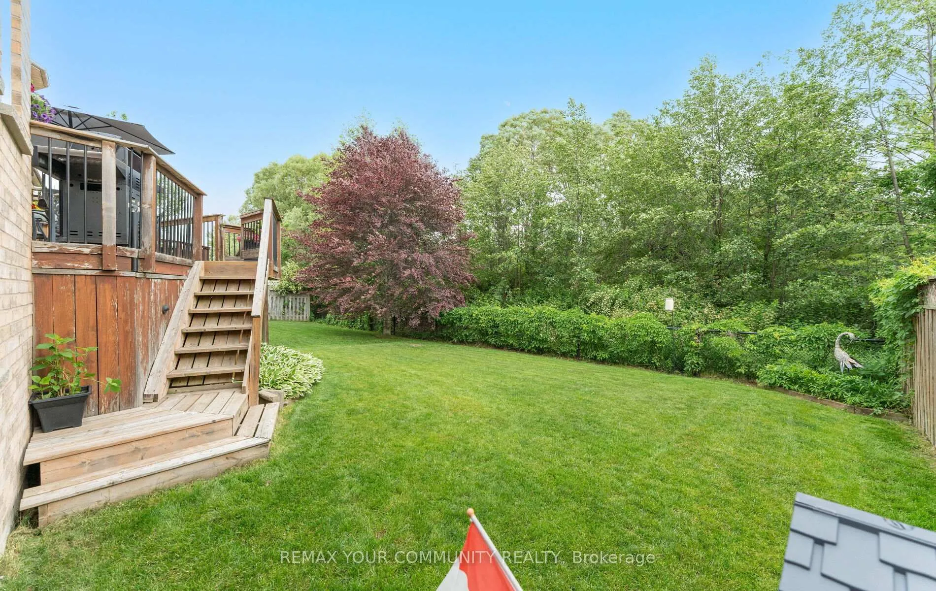 Photo 40 of 39 Raintree Crescent, Richmond Hill, Oak Ridges — HOMEH