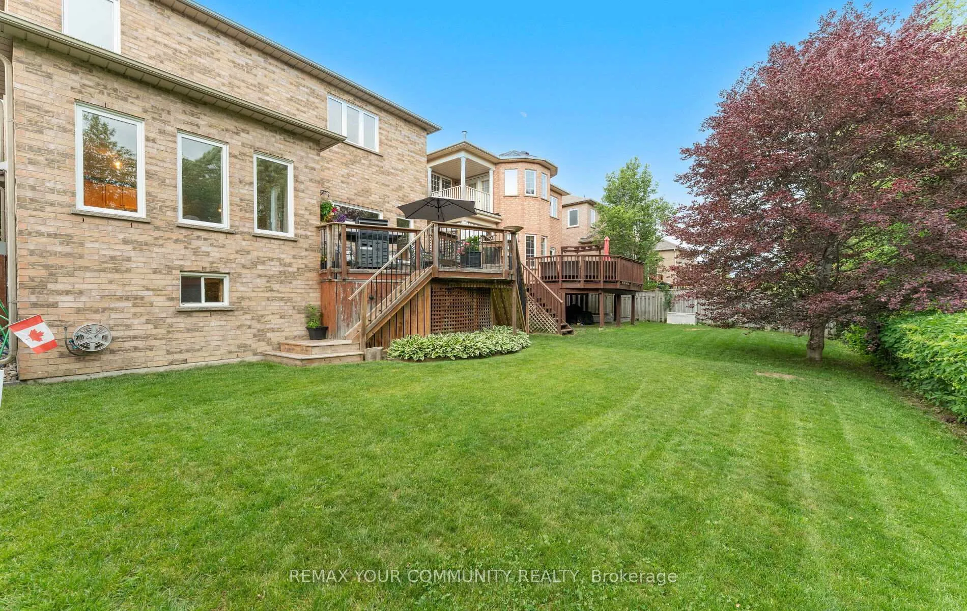 Photo 41 of 39 Raintree Crescent, Richmond Hill, Oak Ridges — HOMEH