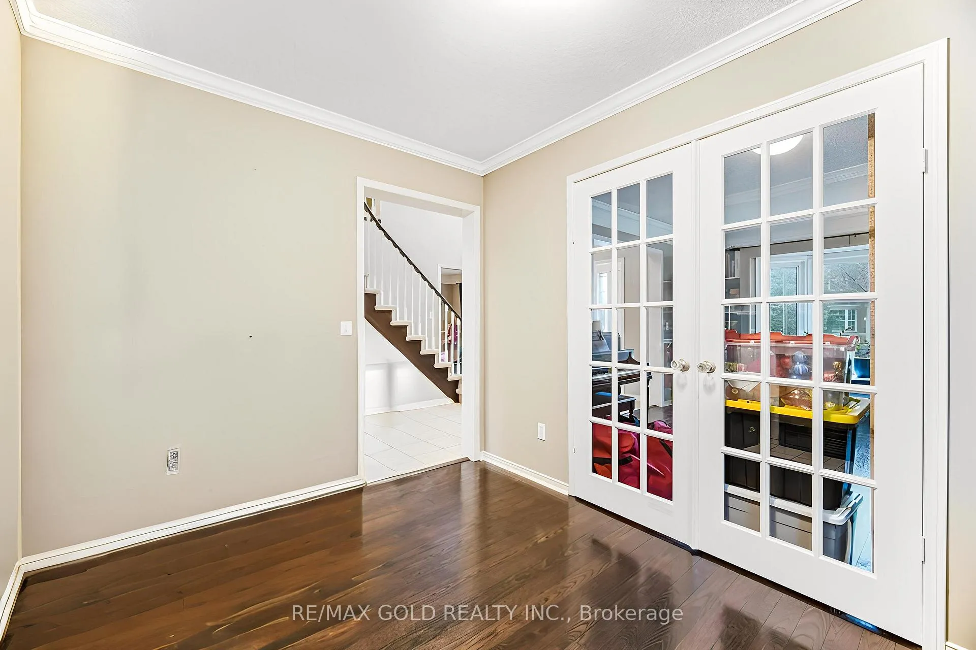 Photo 8 of 2441 Capilano Crescent, Oakville, River Oaks — HOMEH