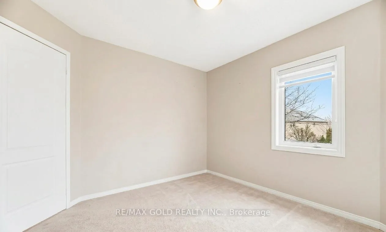Photo 25 of 2441 Capilano Crescent, Oakville, River Oaks — HOMEH