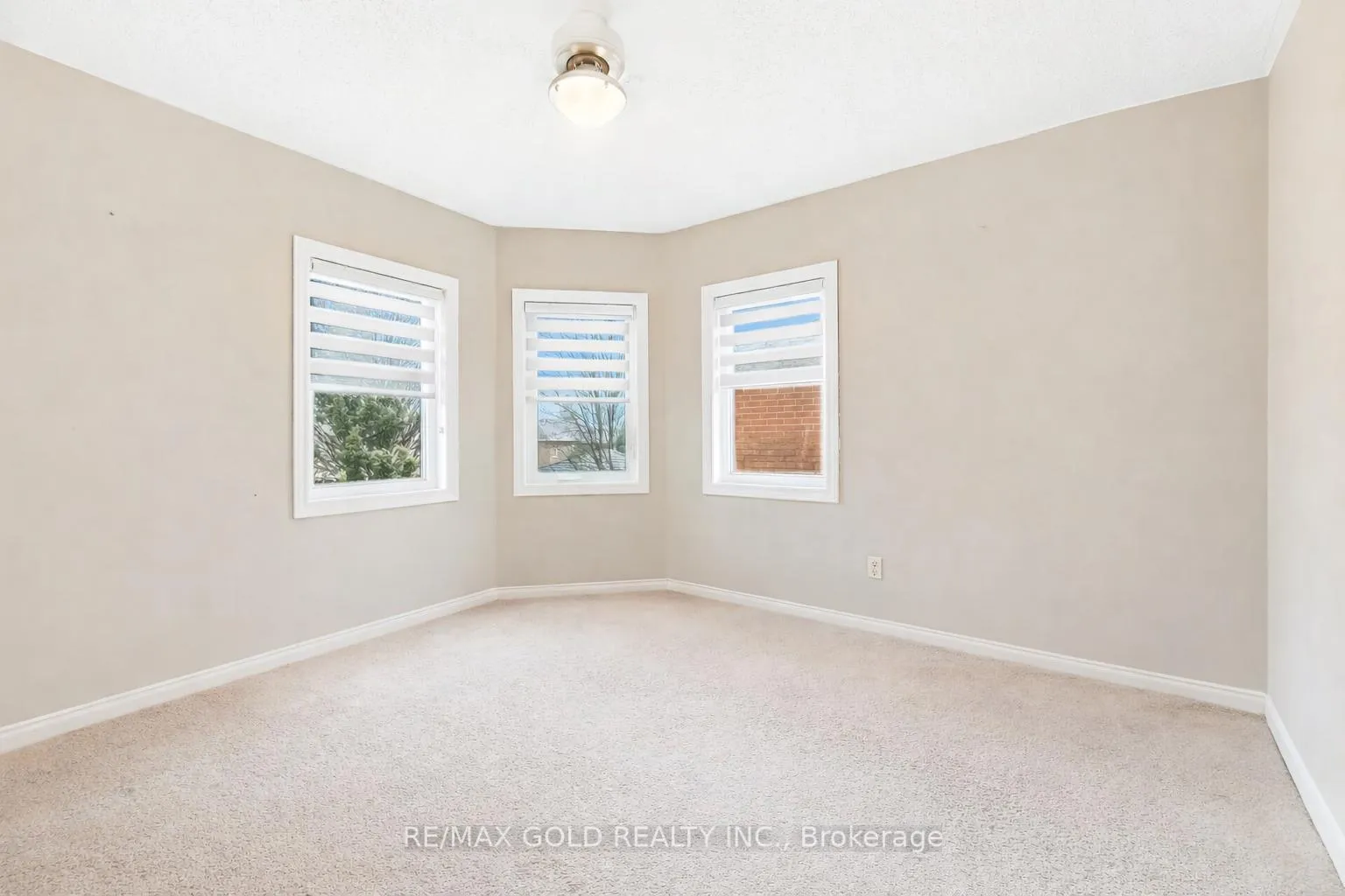 Photo 26 of 2441 Capilano Crescent, Oakville, River Oaks — HOMEH