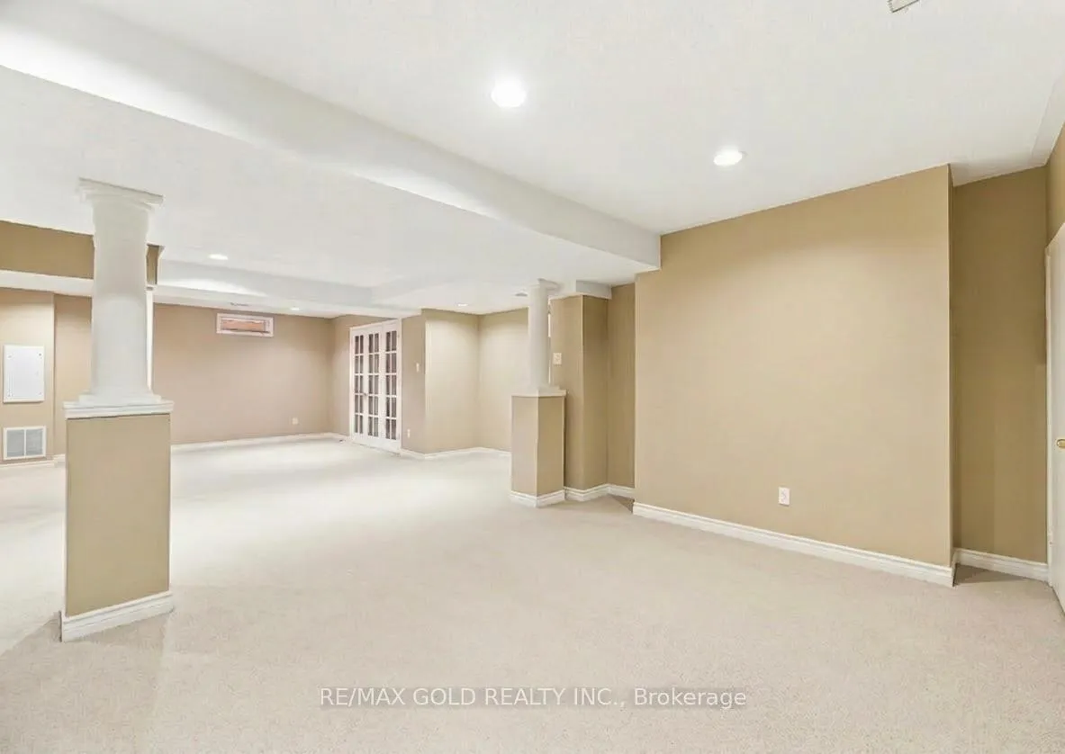 Photo 35 of 2441 Capilano Crescent, Oakville, River Oaks — HOMEH