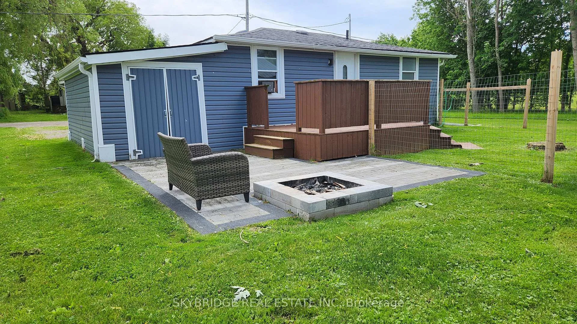 Photo 10 of 12 Mohawk Line, Haldimand — HOMEH