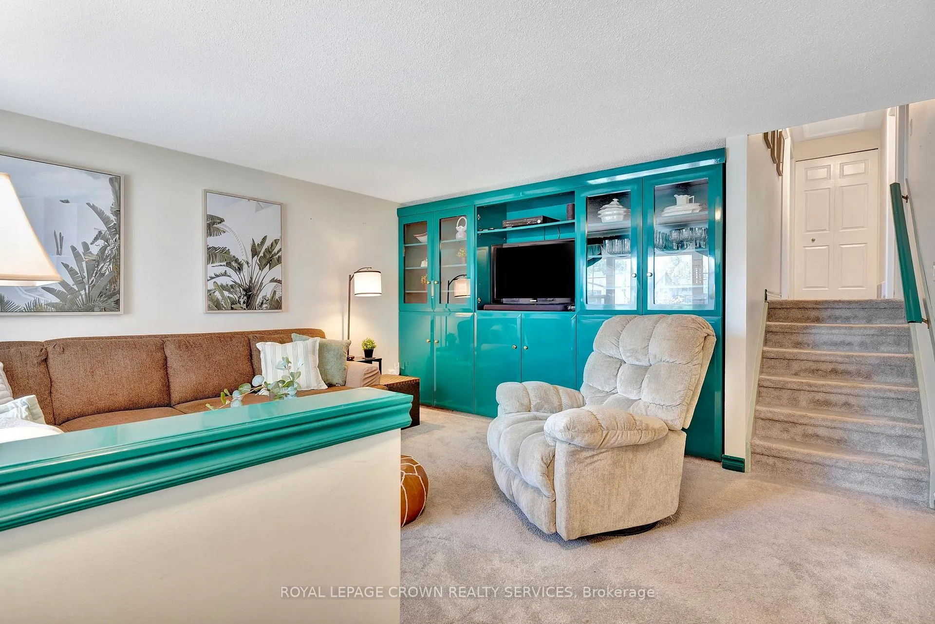 Photo 4 of 98 Belwood Crescent, Kitchener, Vanier - Kitchener — HOMEH