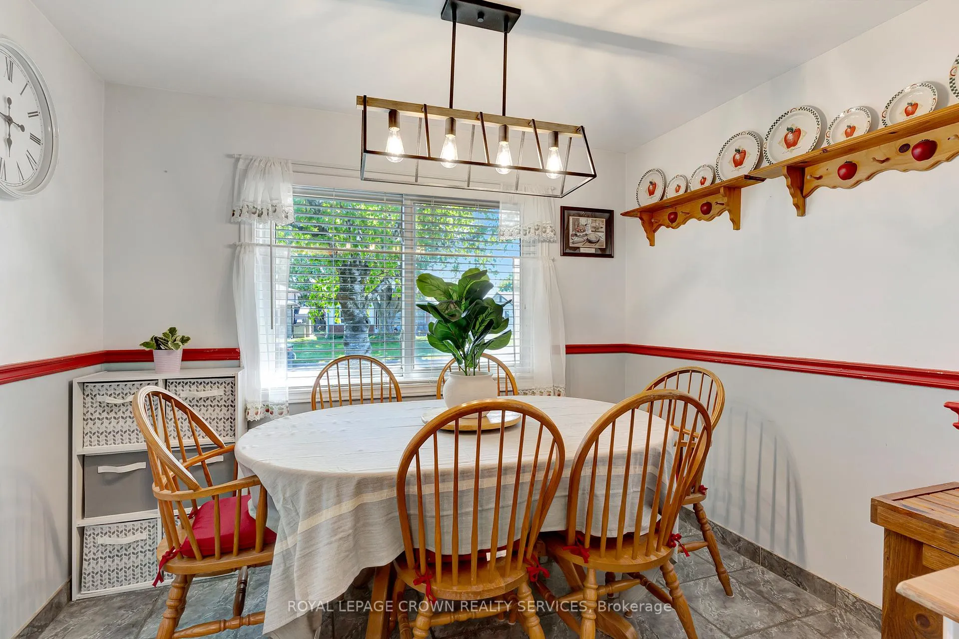 Photo 9 of 98 Belwood Crescent, Kitchener, Vanier - Kitchener — HOMEH