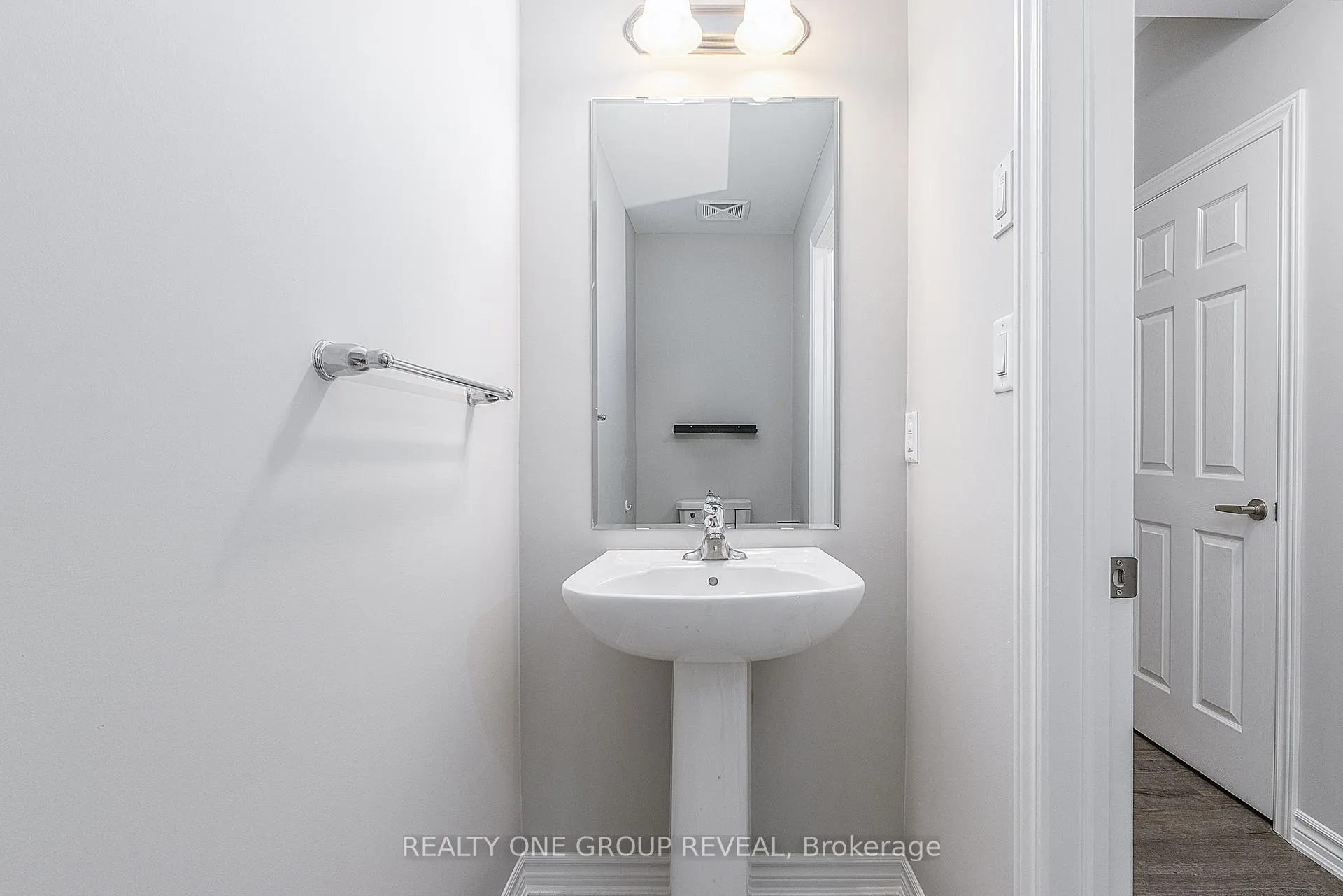 Photo 8 of Unit 72, 616 1034 Reflection Place, Pickering, Rural Pickering — HOMEH