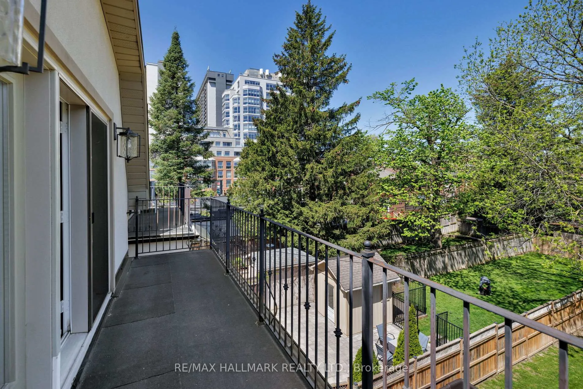 Photo 20 of 194 Erskine Avenue, Toronto, Mount Pleasant East — HOMEH