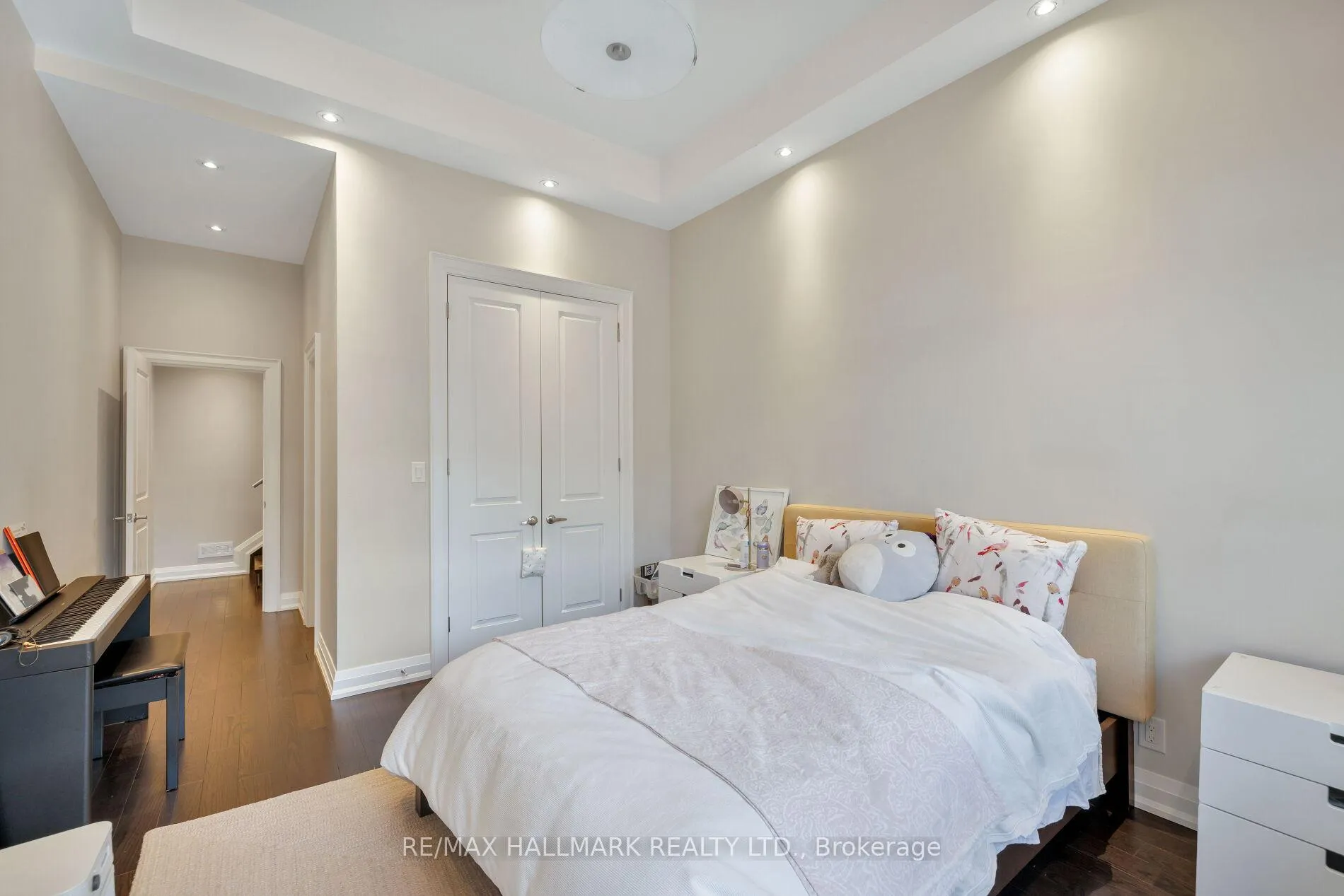 Photo 27 of 194 Erskine Avenue, Toronto, Mount Pleasant East — HOMEH