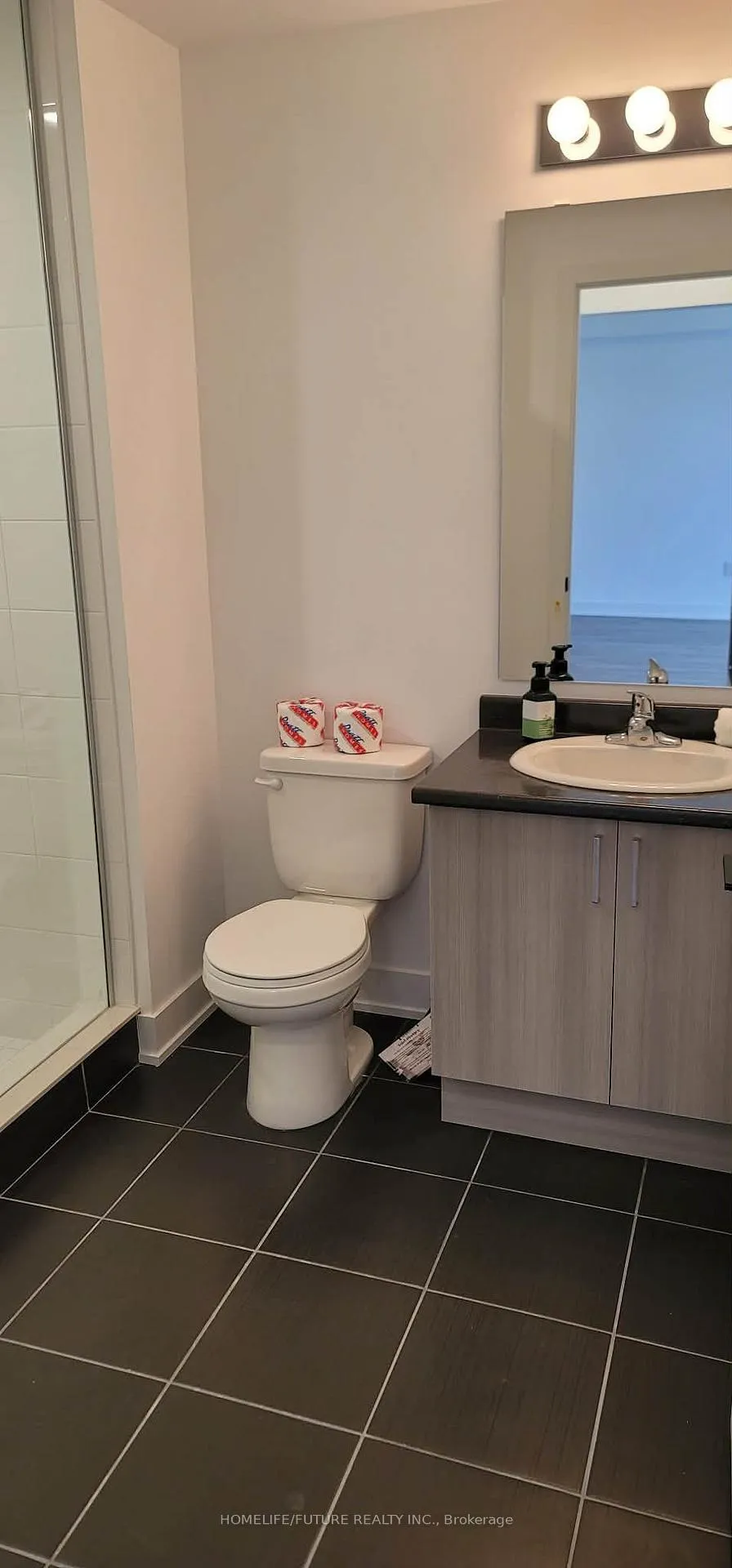 Photo 10 of Unit 306, 4 Spice Way, Barrie, Rural Barrie Southeast — HOMEH