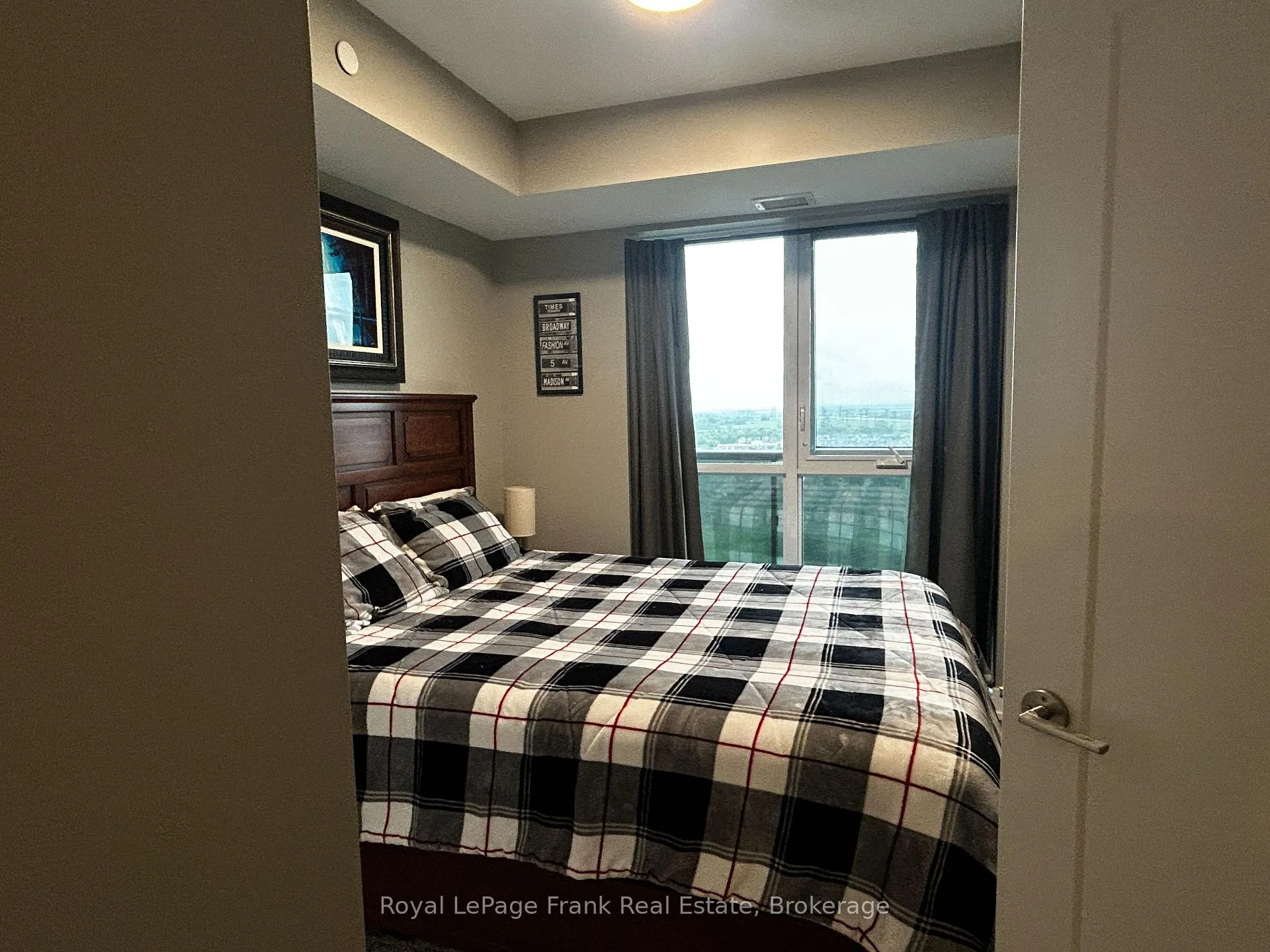 Photo 23 of Unit 2118, 2550 Simcoe Street N, Oshawa, Windfields — HOMEH