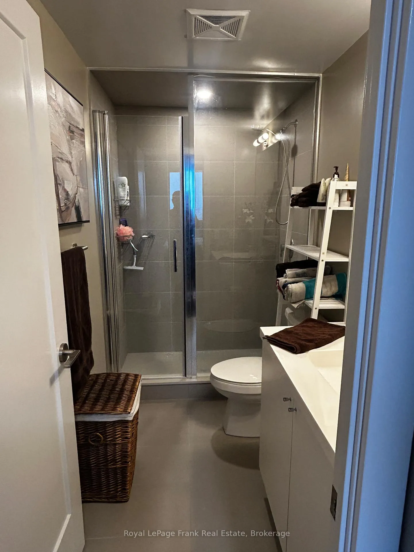 Photo 25 of Unit 2118, 2550 Simcoe Street N, Oshawa, Windfields — HOMEH