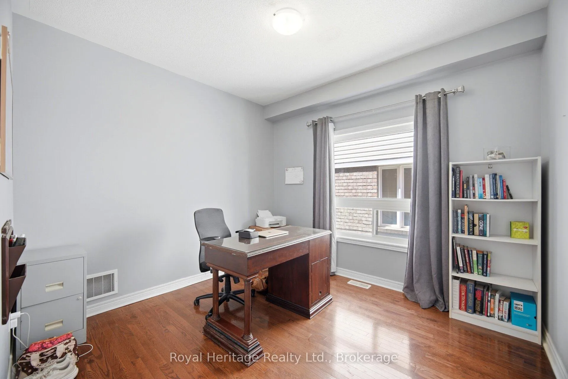 Photo 15 of 824 Fetchison Drive, Oshawa, Taunton — HOMEH