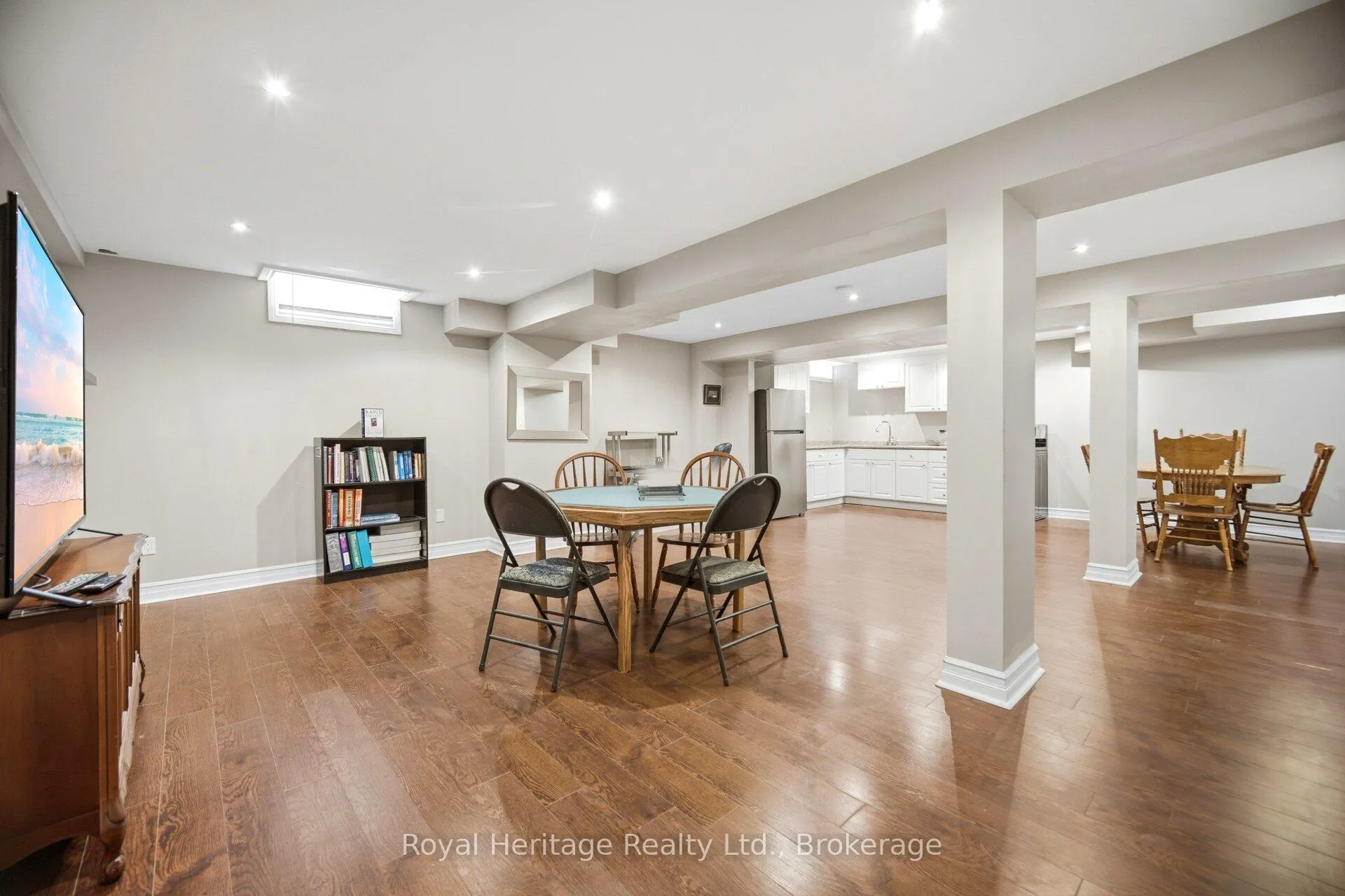 Photo 34 of 824 Fetchison Drive, Oshawa, Taunton — HOMEH