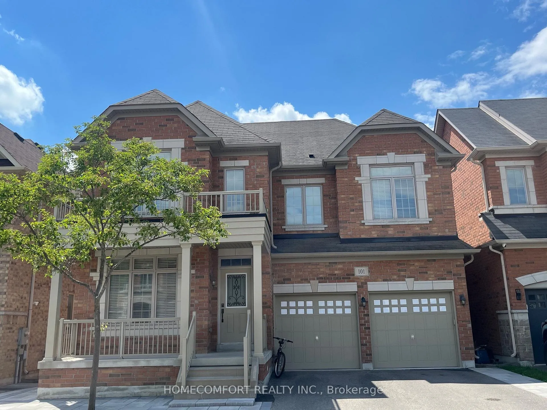 Photo 1 of 101 Hua Du Avenue, Markham, Berczy — HOMEH