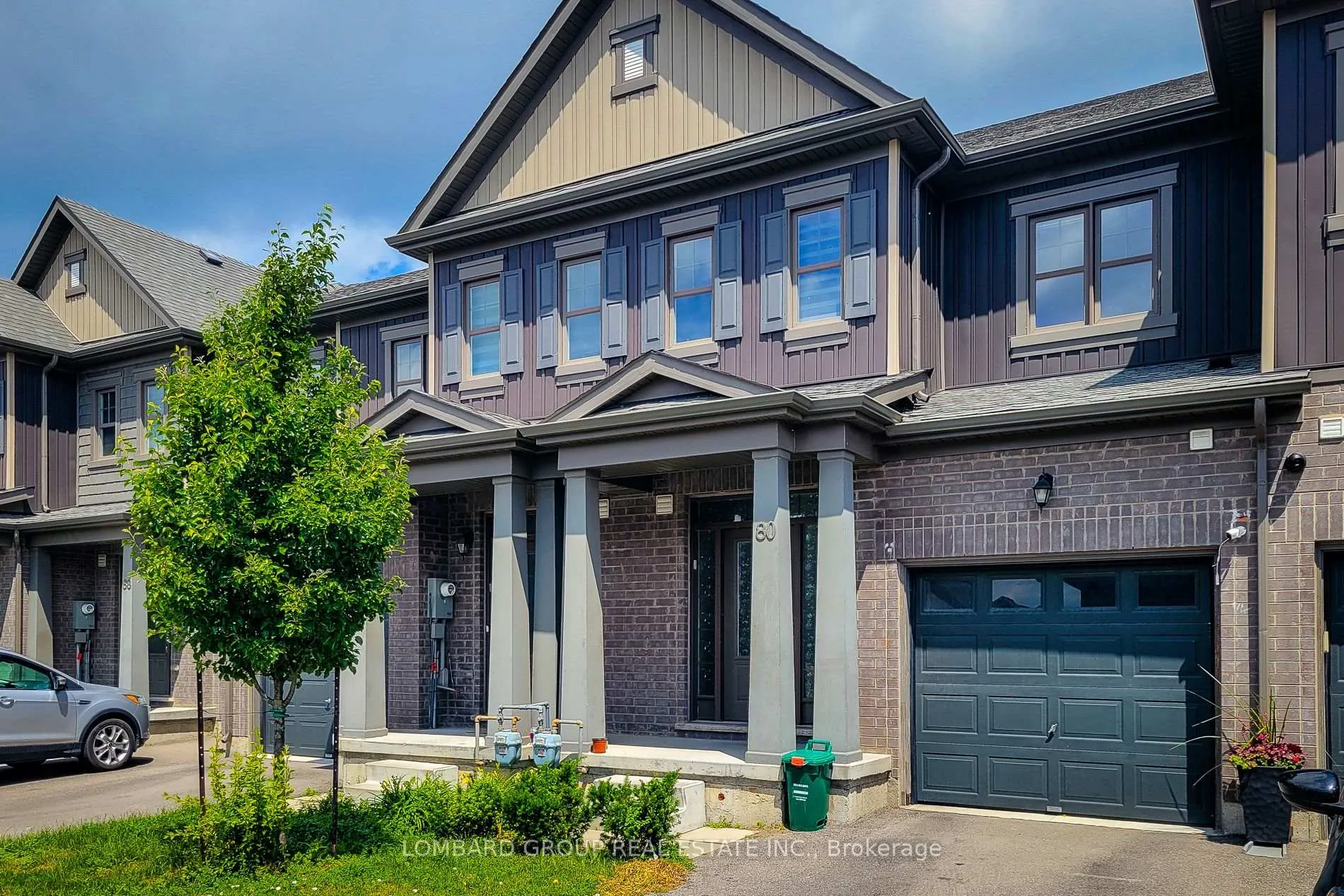 Photo 2 of 80 Cosmopolitan Common, St. Catharines, Carlton/Bunting — HOMEH