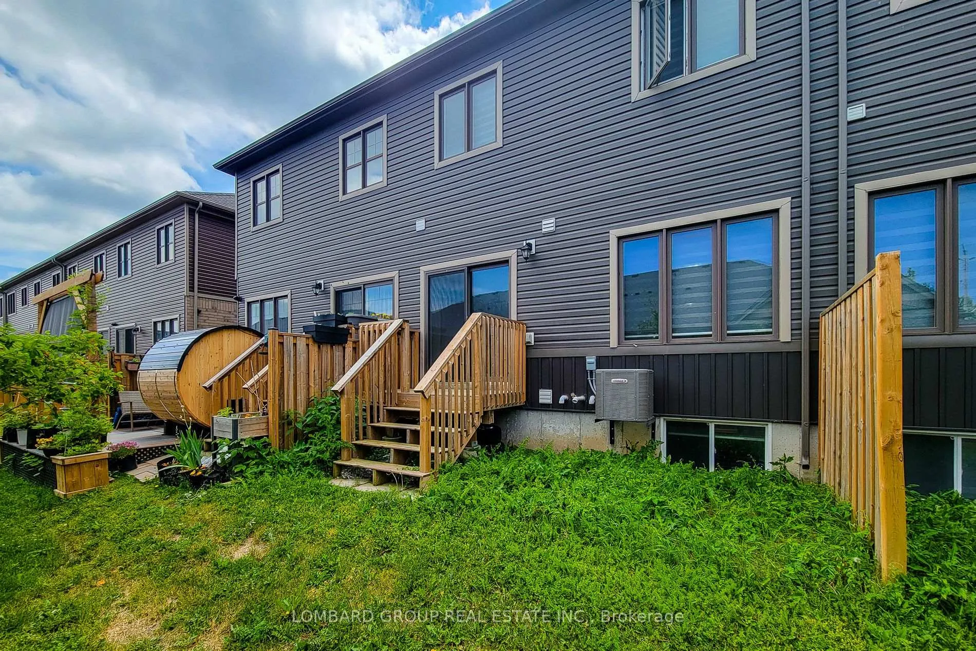 Photo 36 of 80 Cosmopolitan Common, St. Catharines, Carlton/Bunting — HOMEH