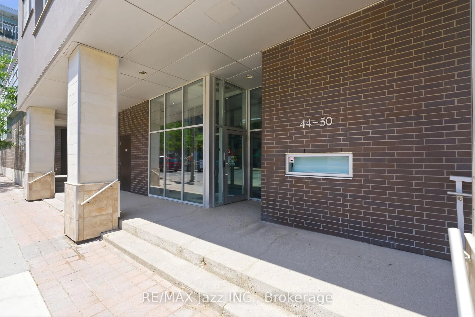 Photo 2 of Unit 102, 44 Bond Street W, Oshawa, O'Neill — HOMEH