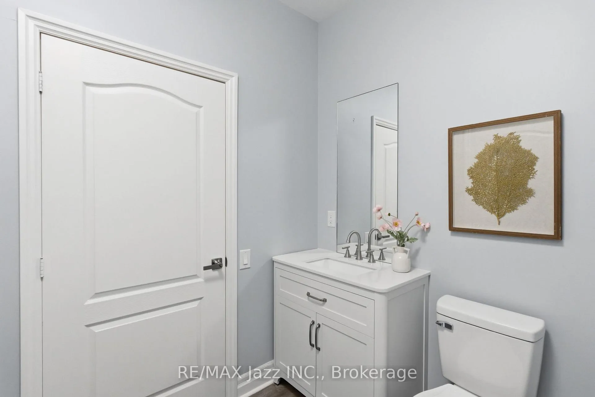 Photo 6 of Unit 102, 44 Bond Street W, Oshawa, O'Neill — HOMEH