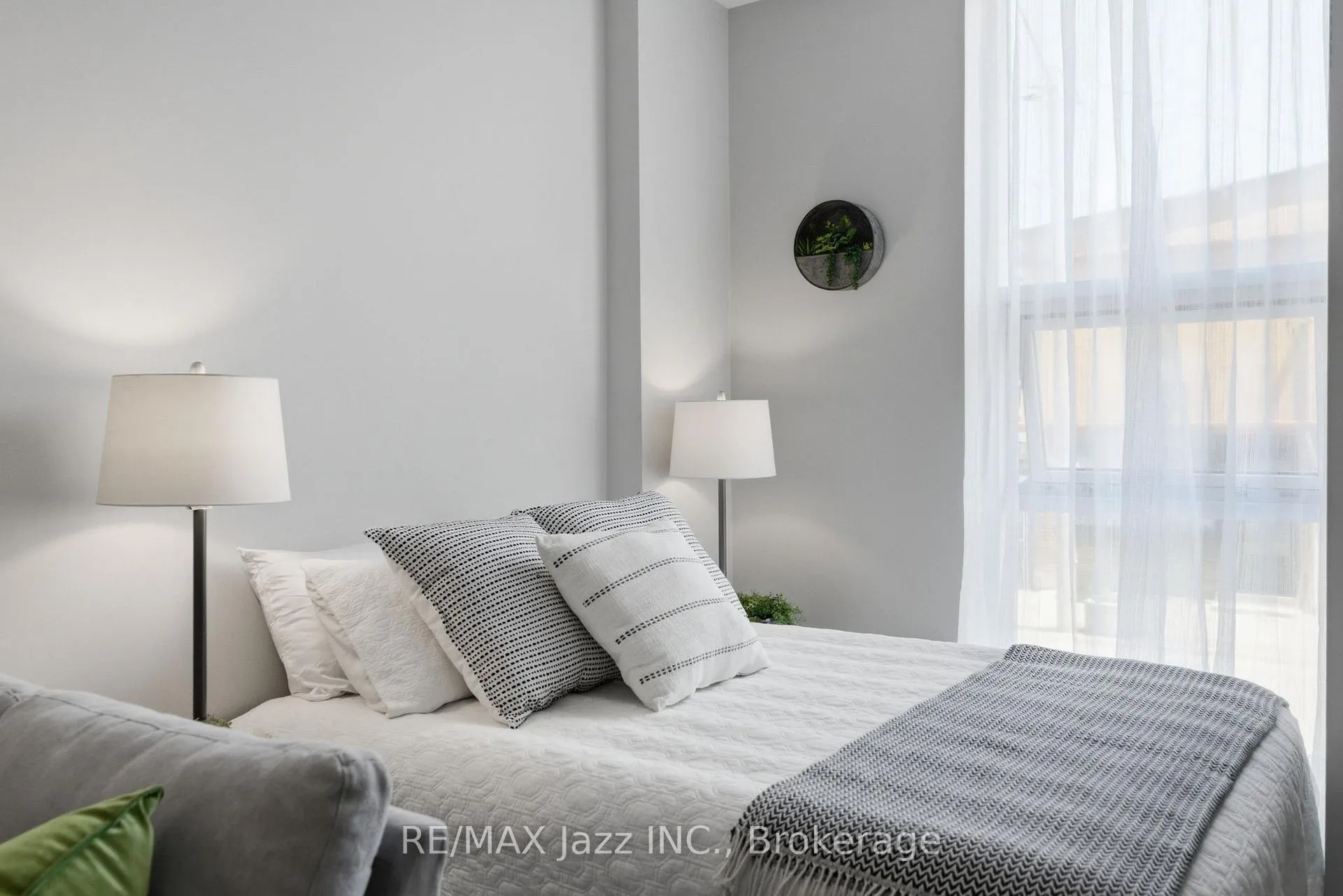 Photo 28 of Unit 102, 44 Bond Street W, Oshawa, O'Neill — HOMEH