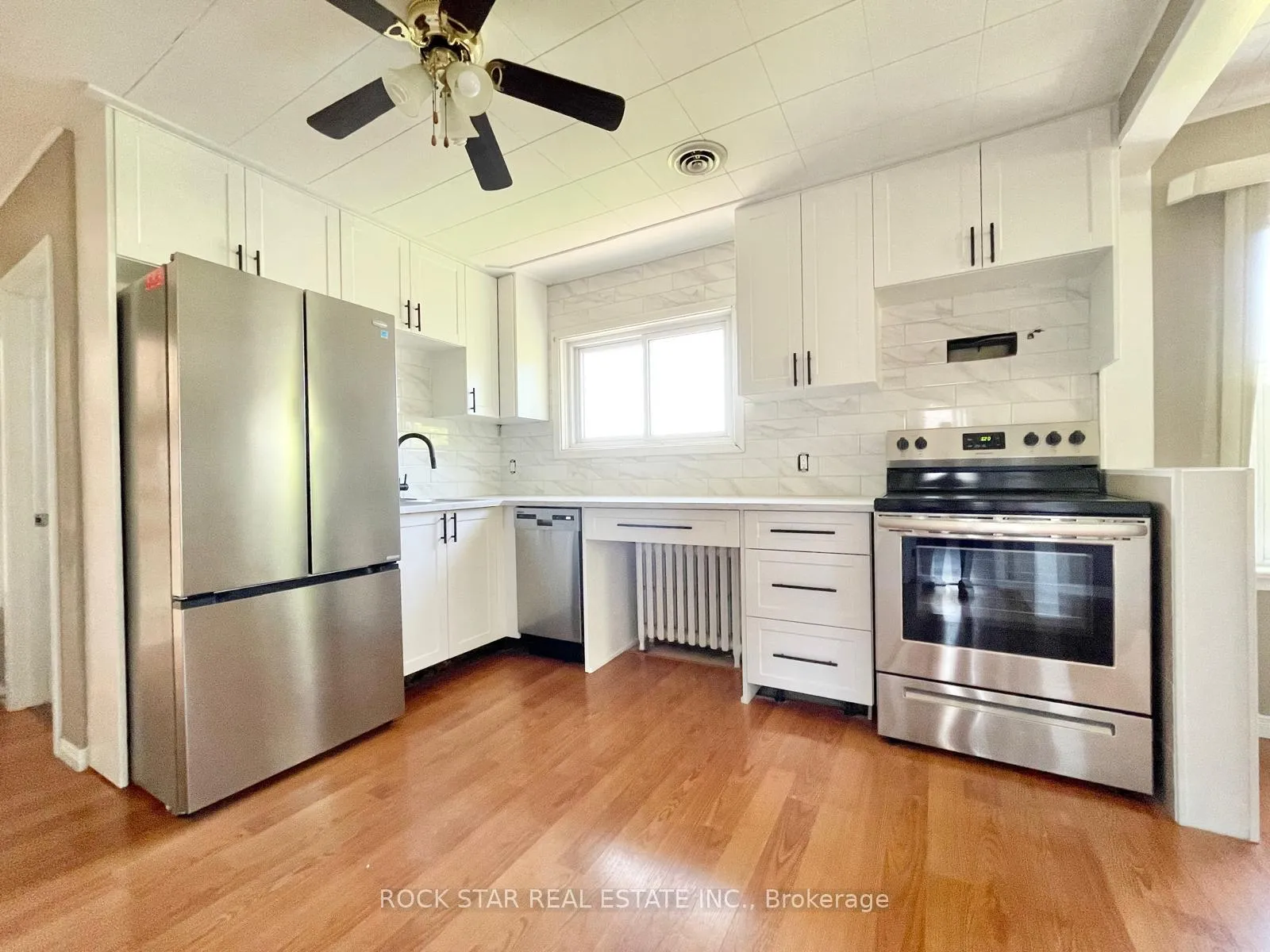 Photo 22 of 111 McAlpine Avenue S, Welland, Lincoln/Crowland — HOMEH