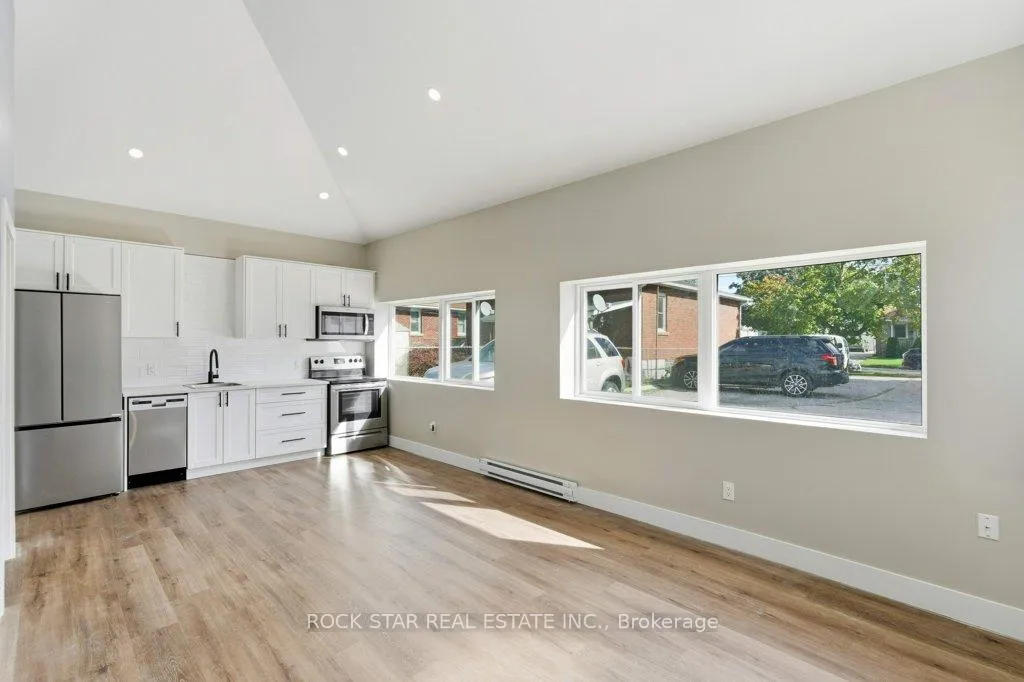 Photo 30 of 111 McAlpine Avenue S, Welland, Lincoln/Crowland — HOMEH