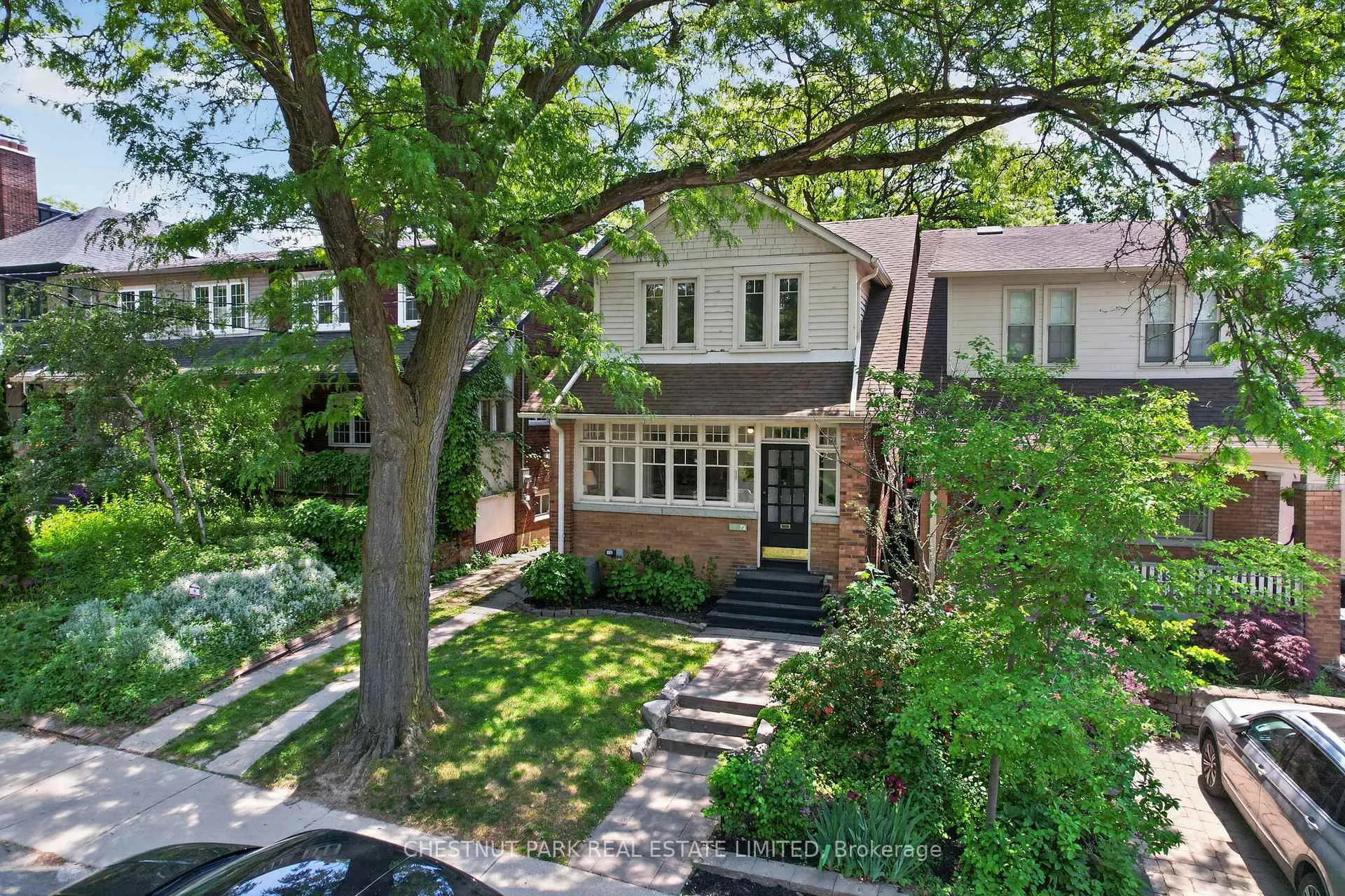Photo 2 of 73 Manor Road E, Toronto, Mount Pleasant West — HOMEH